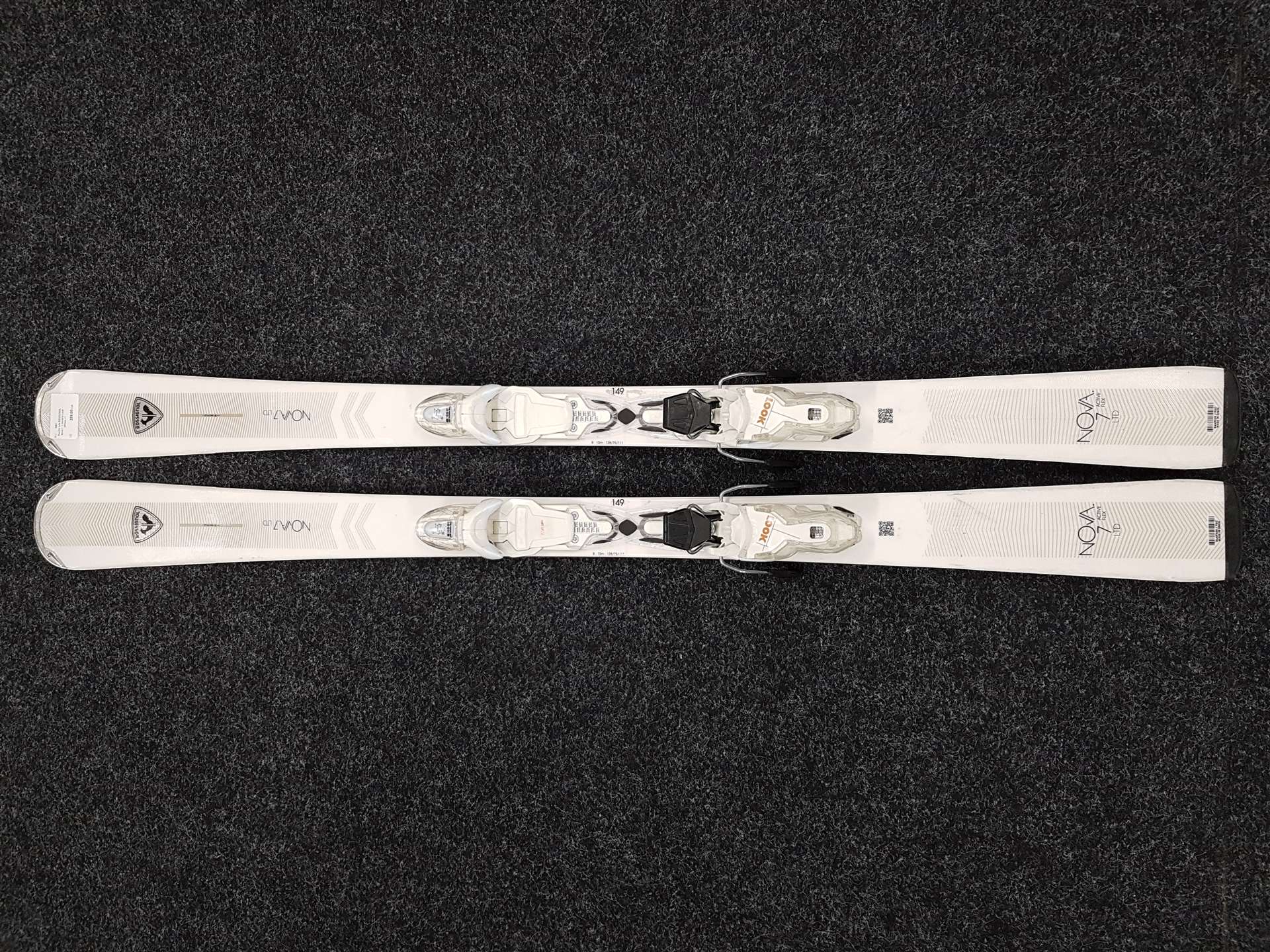 Použité lyže ROSSIGNOL Nova 7  + viazanie Look XPress 11