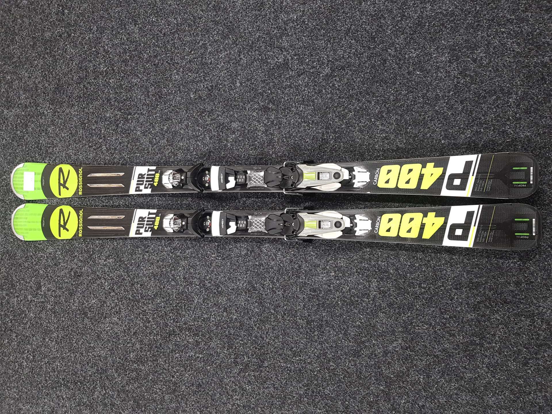 Použité lyže ROSSIGNOL Pursuit P400 + viazanie Look NX 12