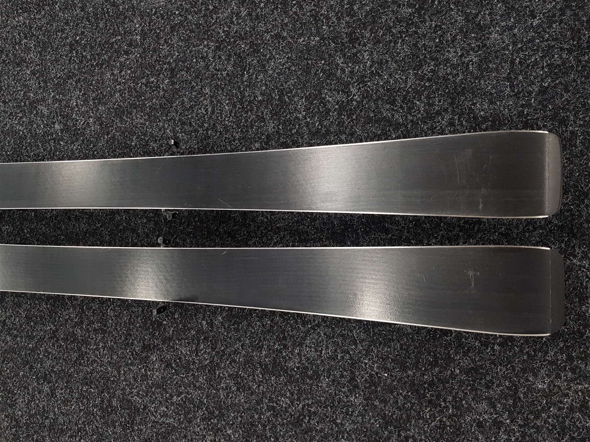 Použité lyže VOLKL Racetiger + viazanie Marker 10