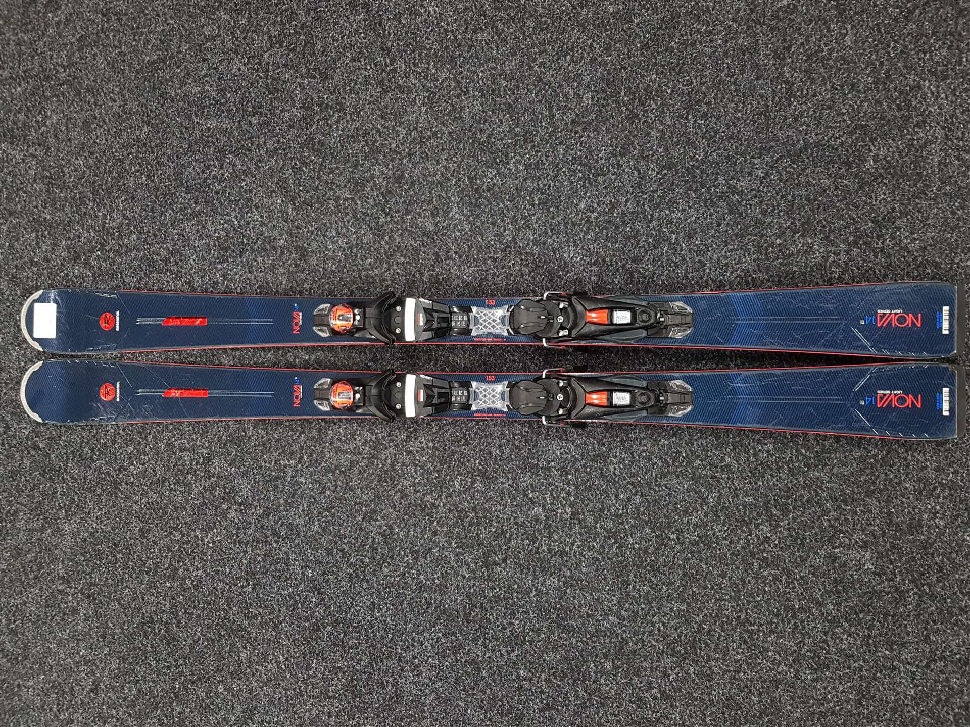 Použité lyže ROSSIGNOL Nova 14 TI + viazanie Look NX 12