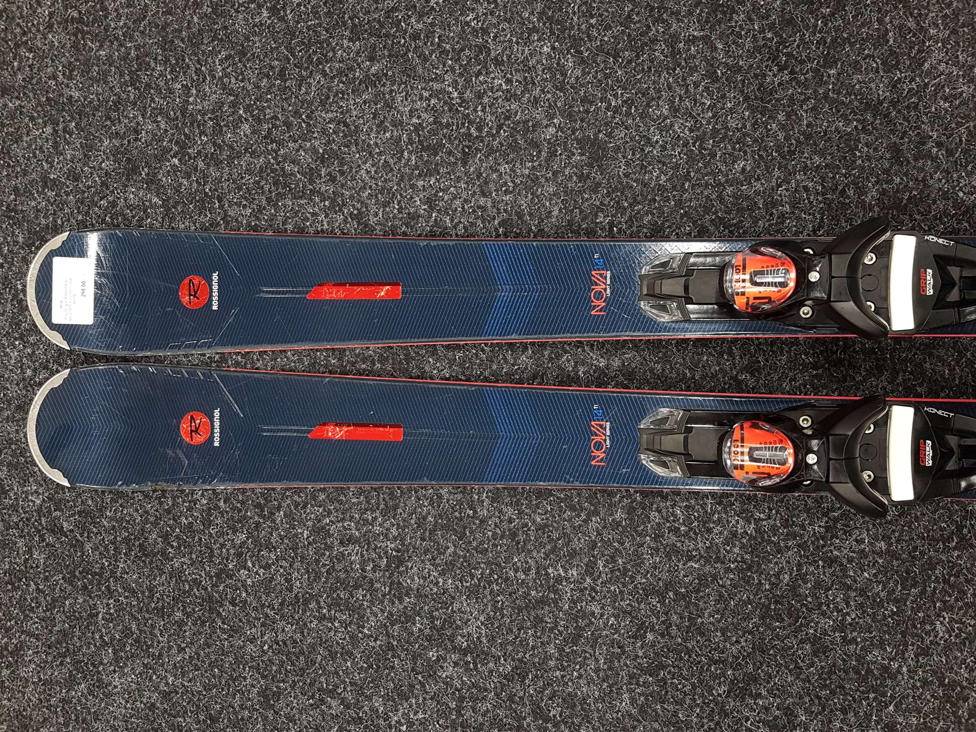 Použité lyže ROSSIGNOL Nova 14 TI + viazanie Look NX 12