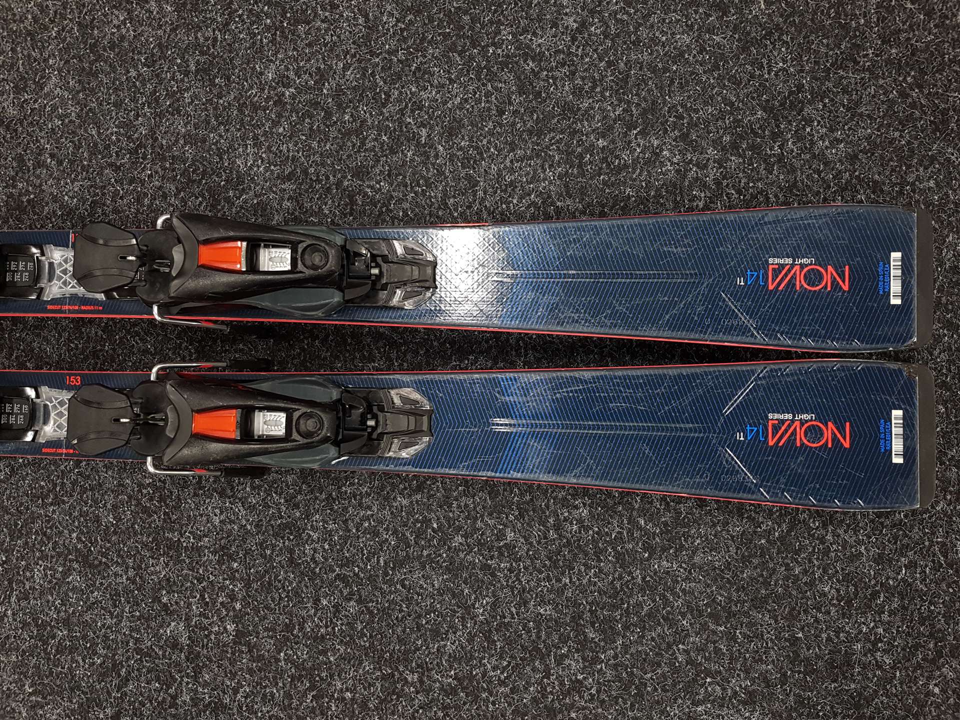 Použité lyže ROSSIGNOL Nova 14 TI + viazanie Look NX 12
