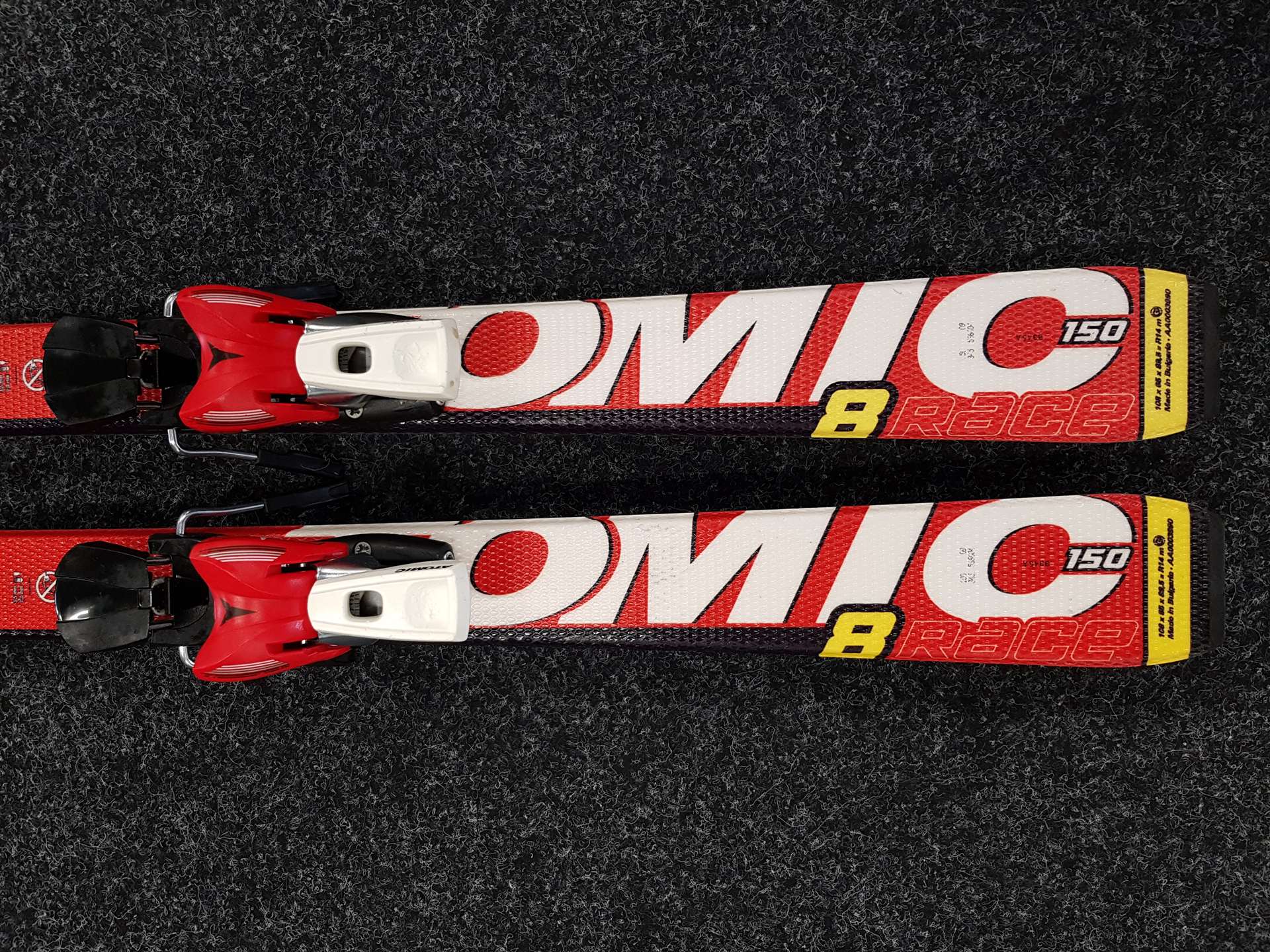 Použité lyže ATOMIC Race 8 + viazanie Atomic Evox 7