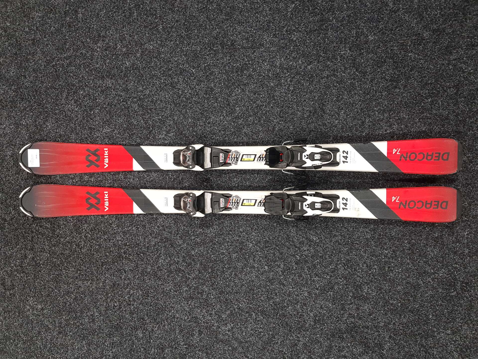 Použité lyže VOLKL Deacon 7.4 + viazanie Marker FDT 10