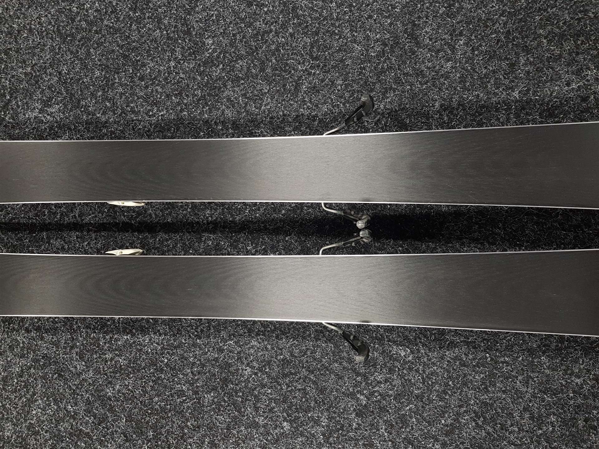 Použité lyže VOLKL Deacon 7.4 + viazanie Marker FDT 10