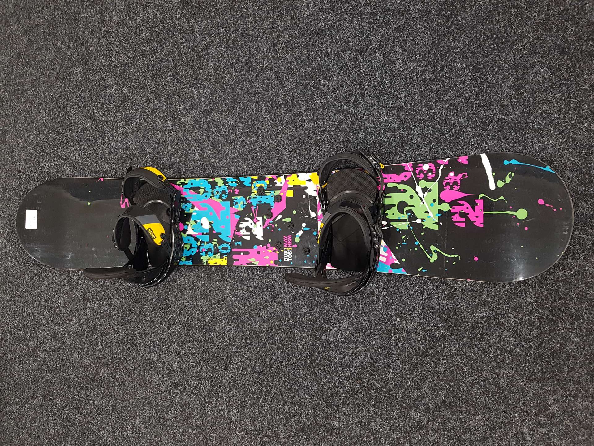 Použitý snowboard BURTON Mayhem + viazanie Burton veľkosť L/XL