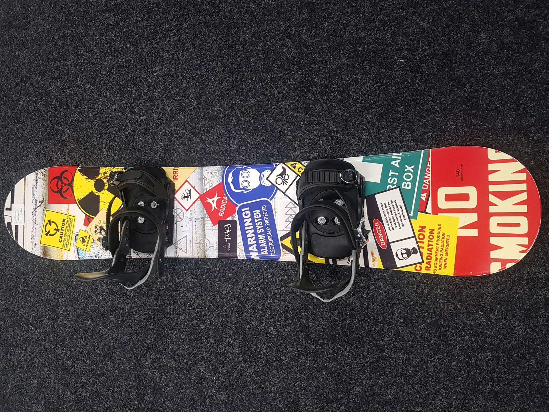 Použitý snowboard RADICAL Tag + viazanie  Radical veľkosť M