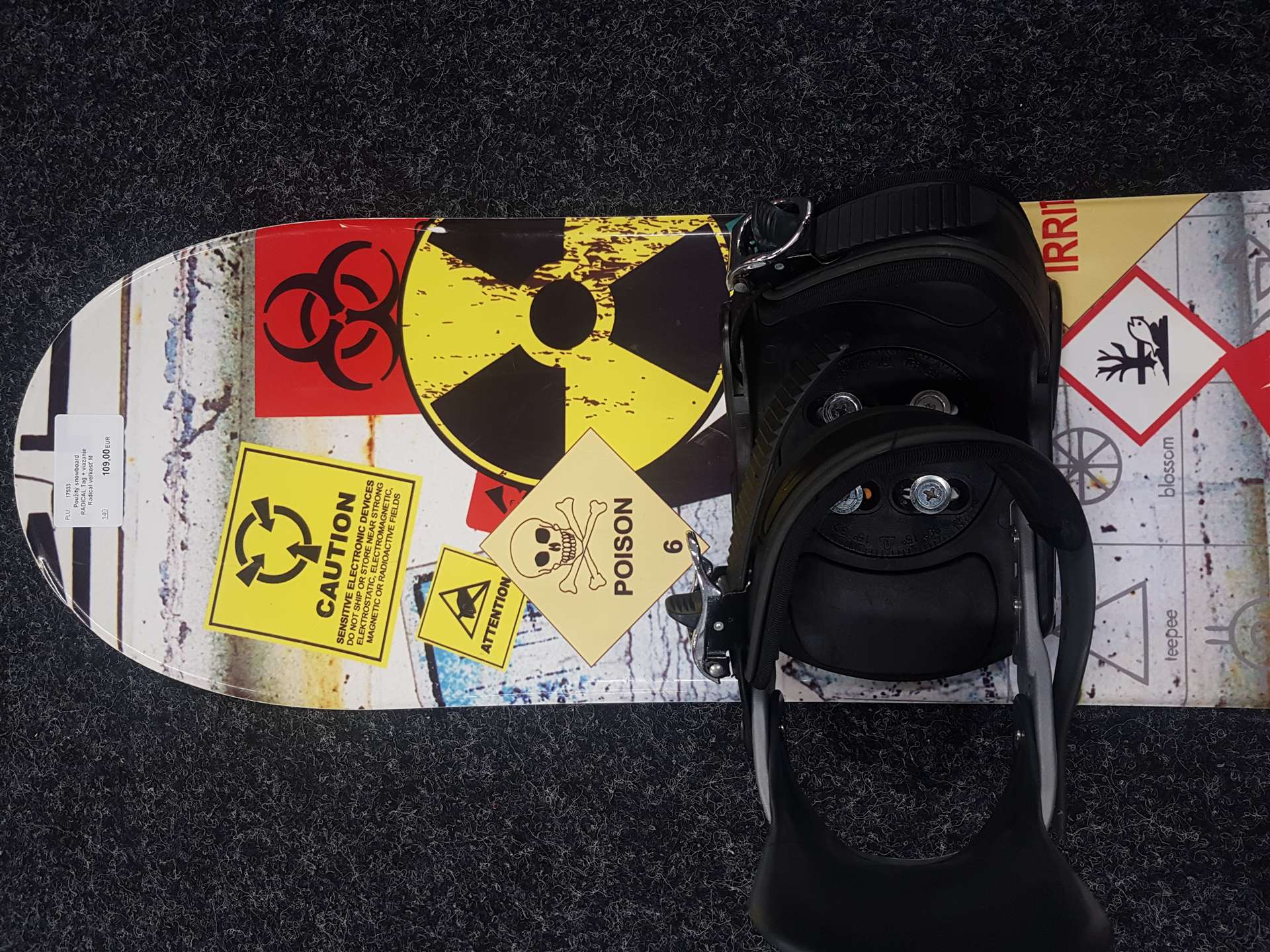 Použitý snowboard RADICAL Tag + viazanie  Radical veľkosť M