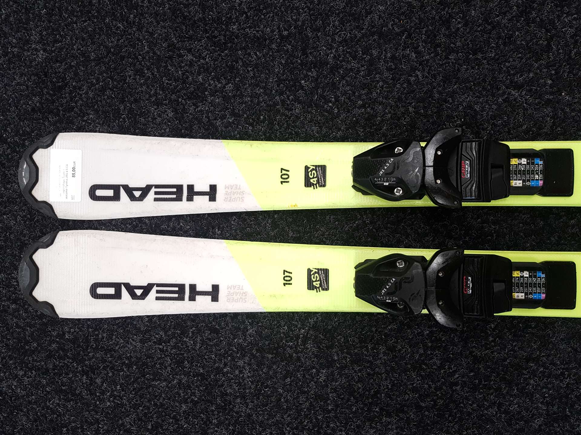 Použité detské lyže HEAD Supershape Team + viazanie Tyrolia JRS 4.5 CA