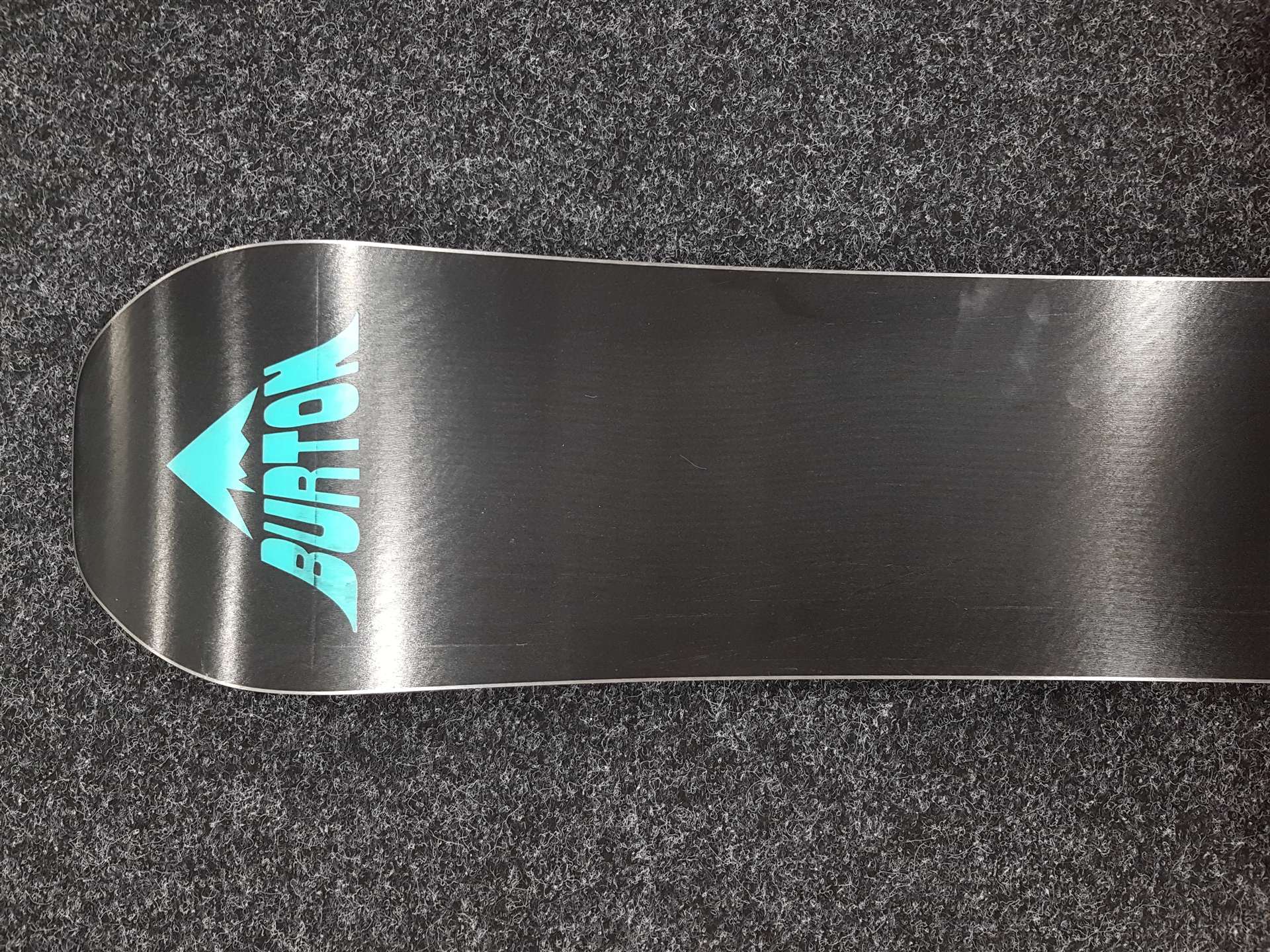 Použitý snowboard BURTON Radius Flat Top 135L