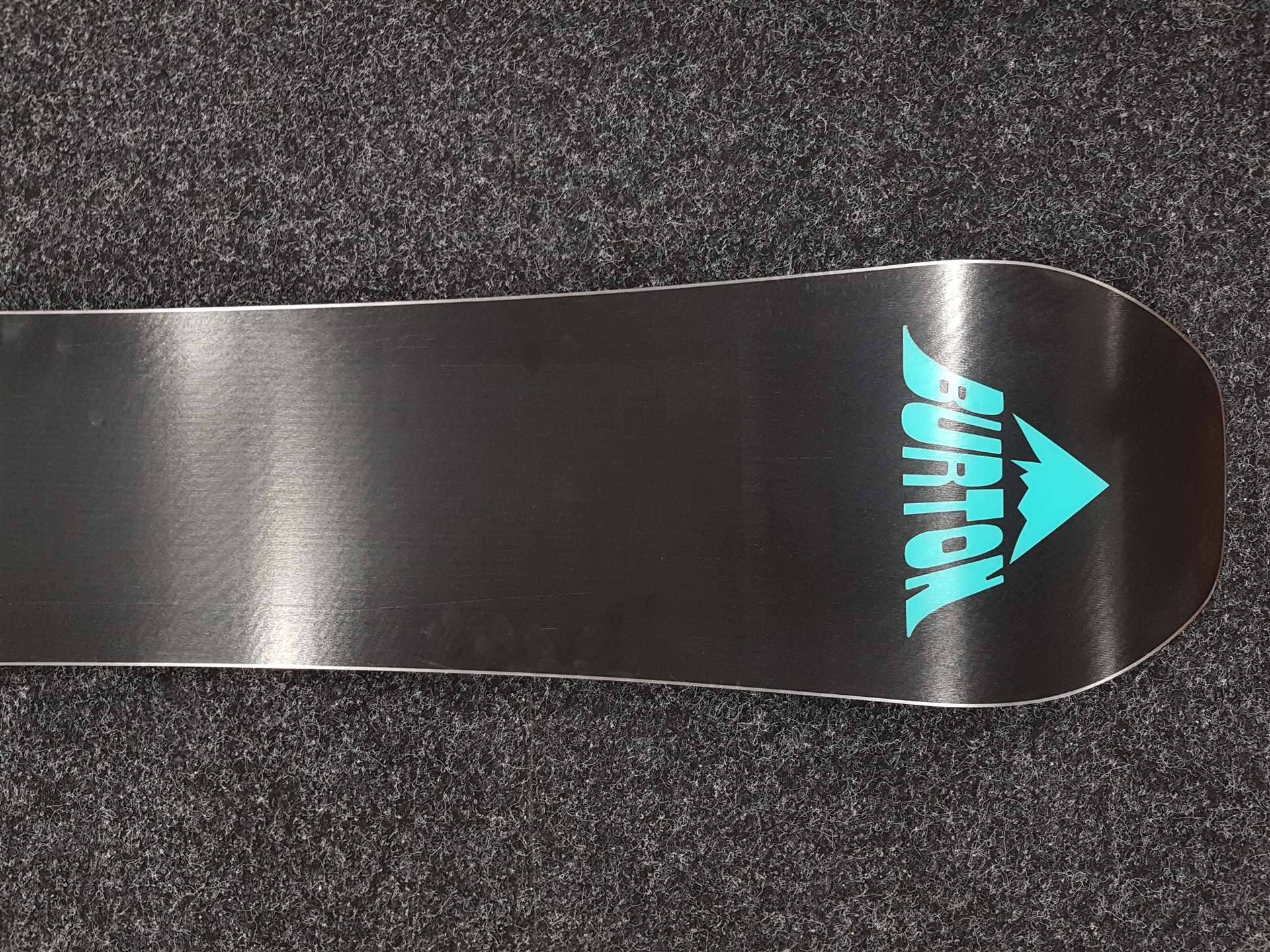 Použitý snowboard BURTON Radius Flat Top 135L
