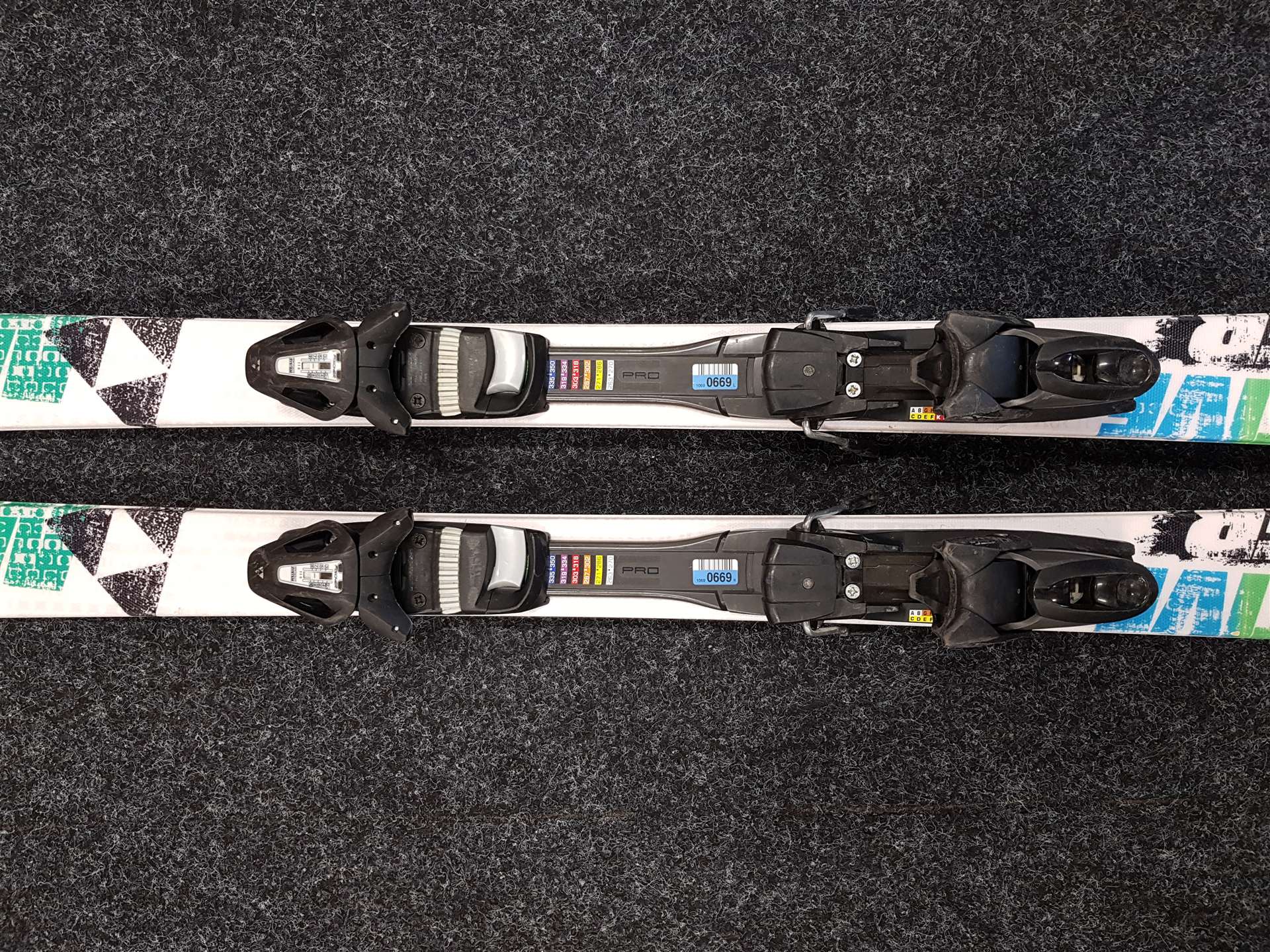 Použité lyže FISCHER Motive + viazanie Fischer XTR 10