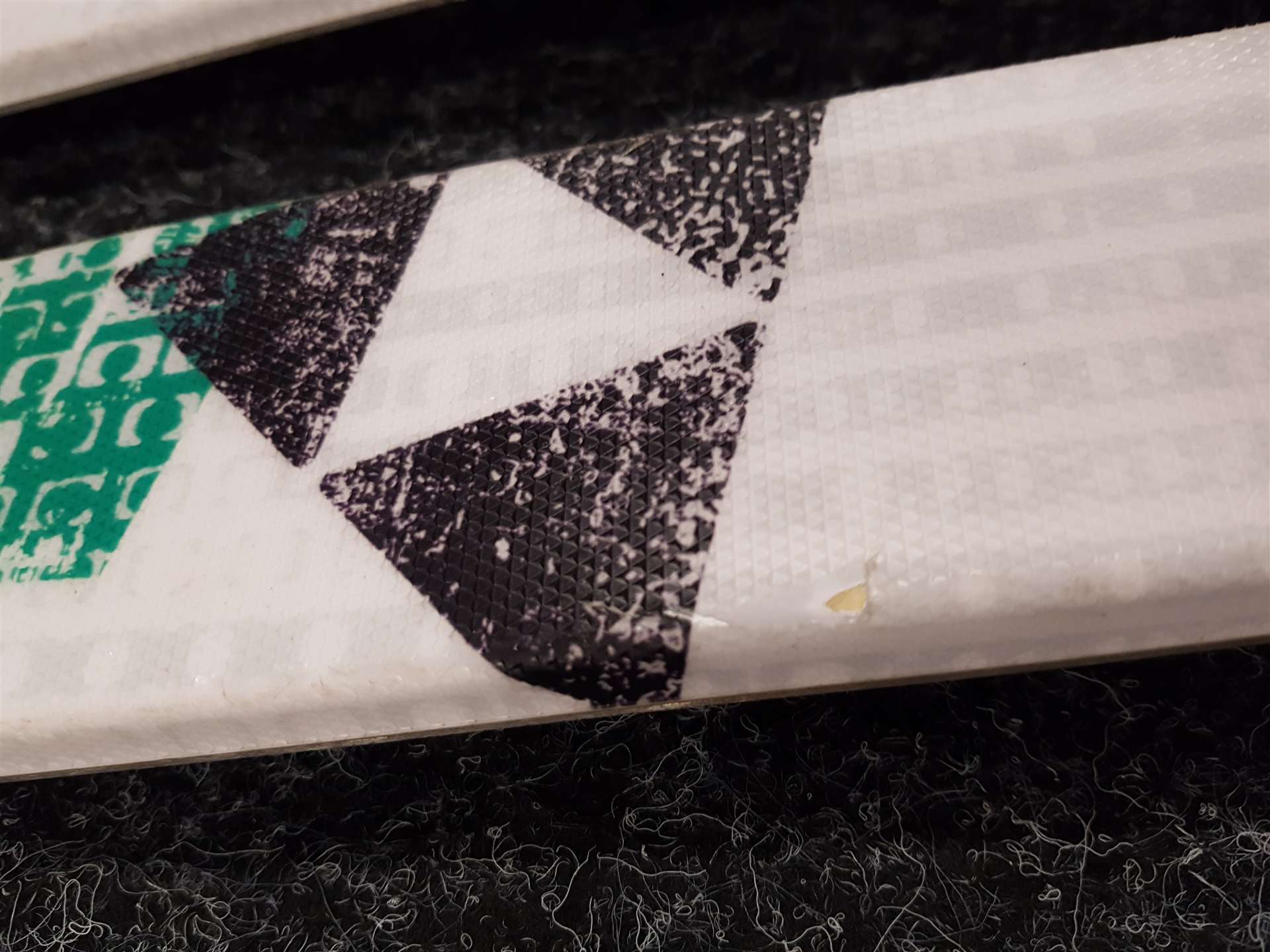 Použité lyže FISCHER Motive + viazanie Fischer XTR 10