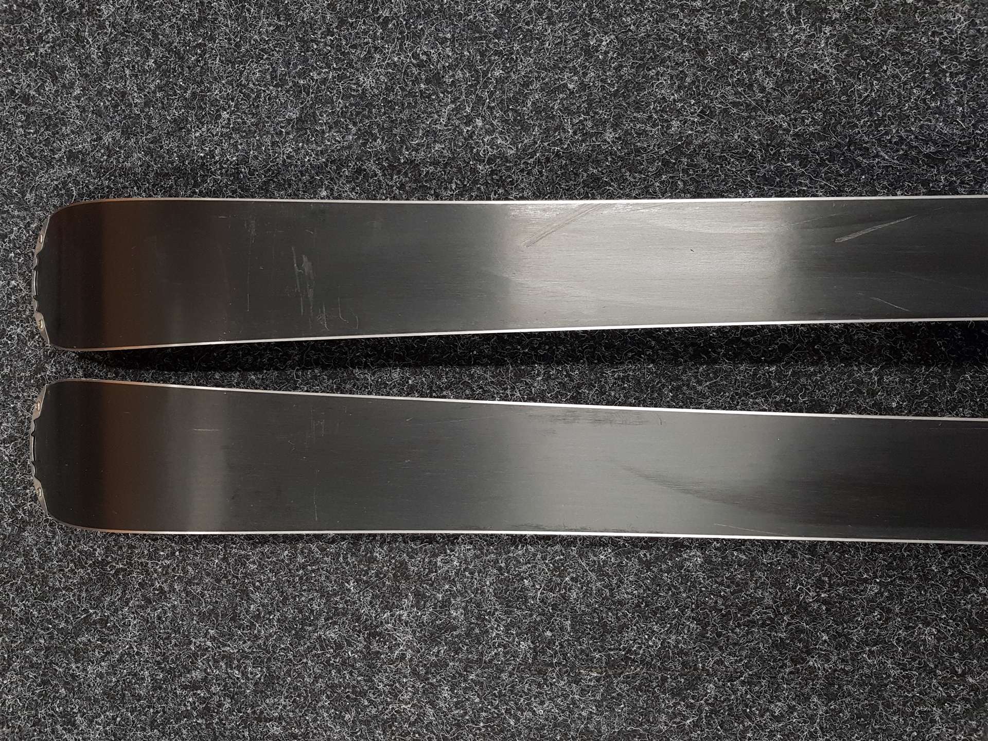 Použité lyže FISCHER Motive + viazanie Fischer XTR 10