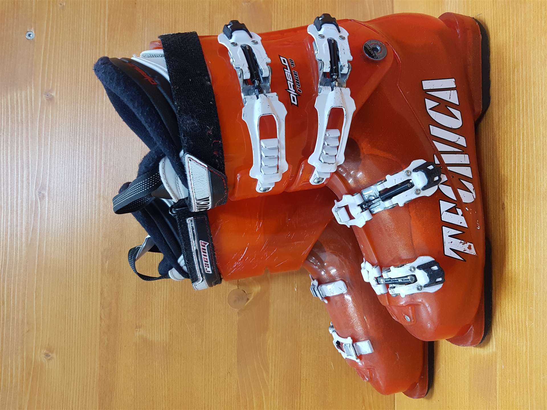Použité lyžiarky TECNICA Diablo Race 70