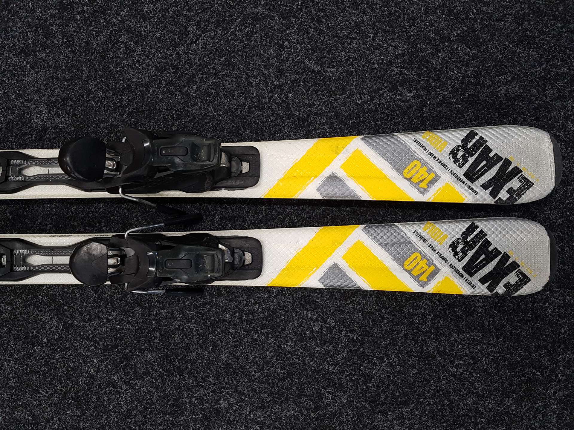 Použité lyže ELAN Exar + viazanie Elan 10