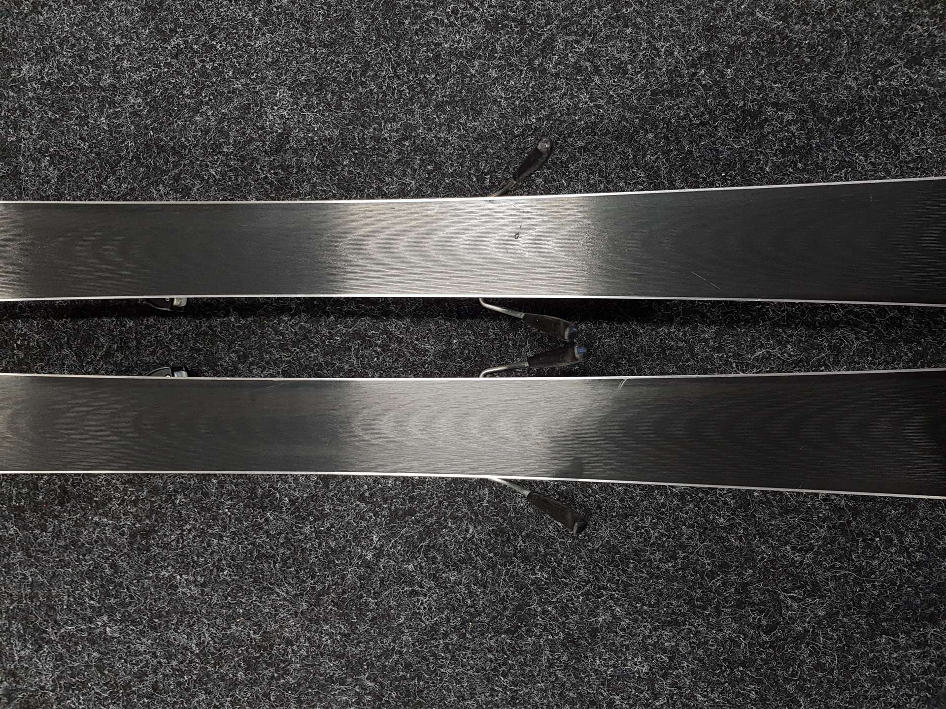 Použité lyže ELAN Exar + viazanie Elan 10