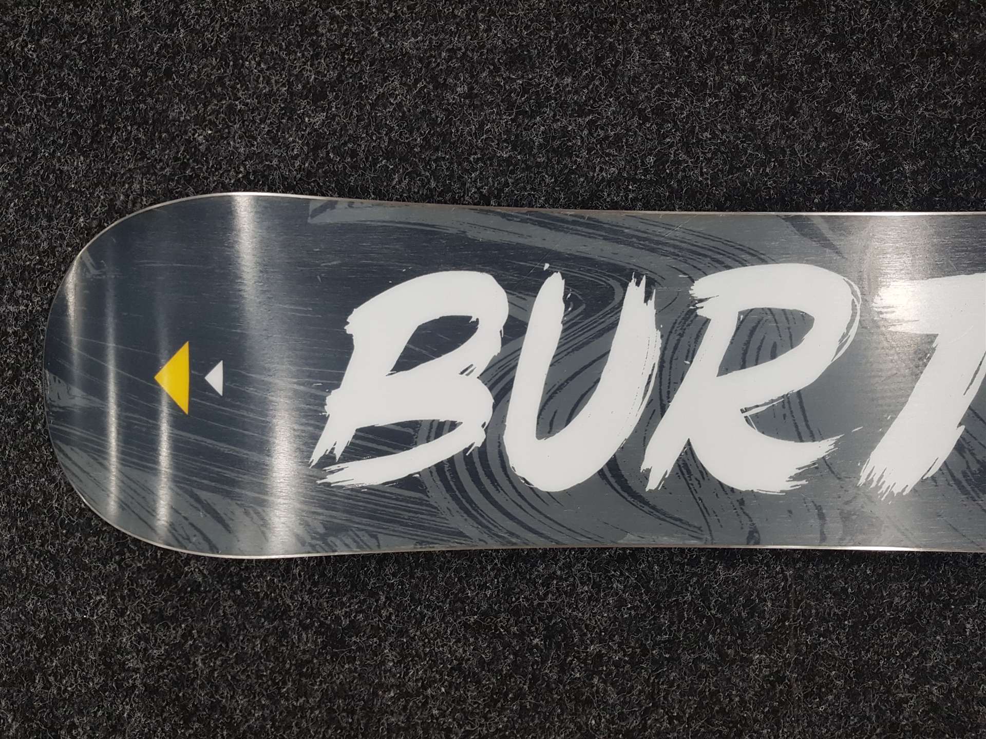 Použitý snowboard BURTON LTR 134L