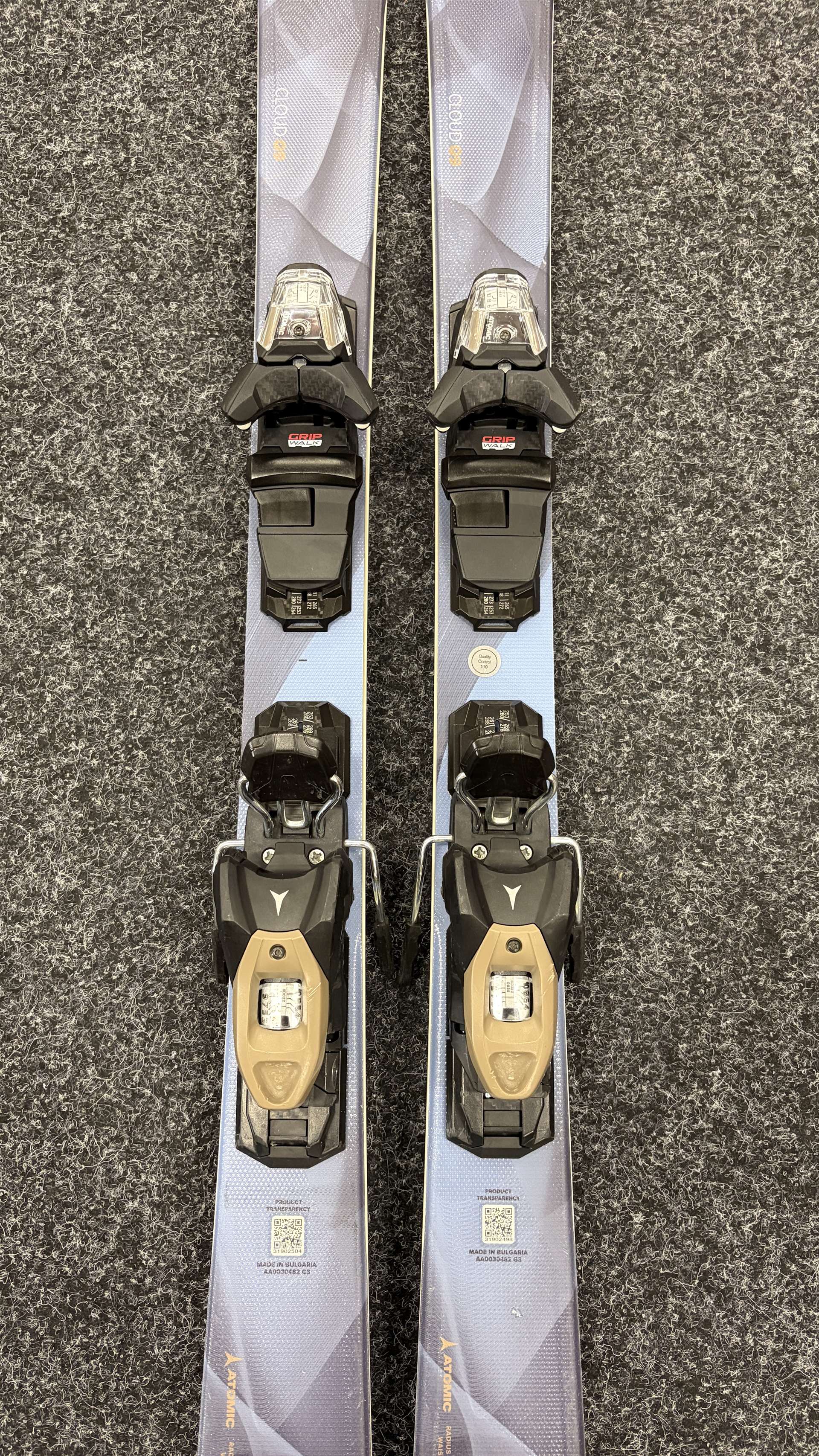 Použité lyže ATOMIC Cloud Q9 + viazanie Atomic M 10