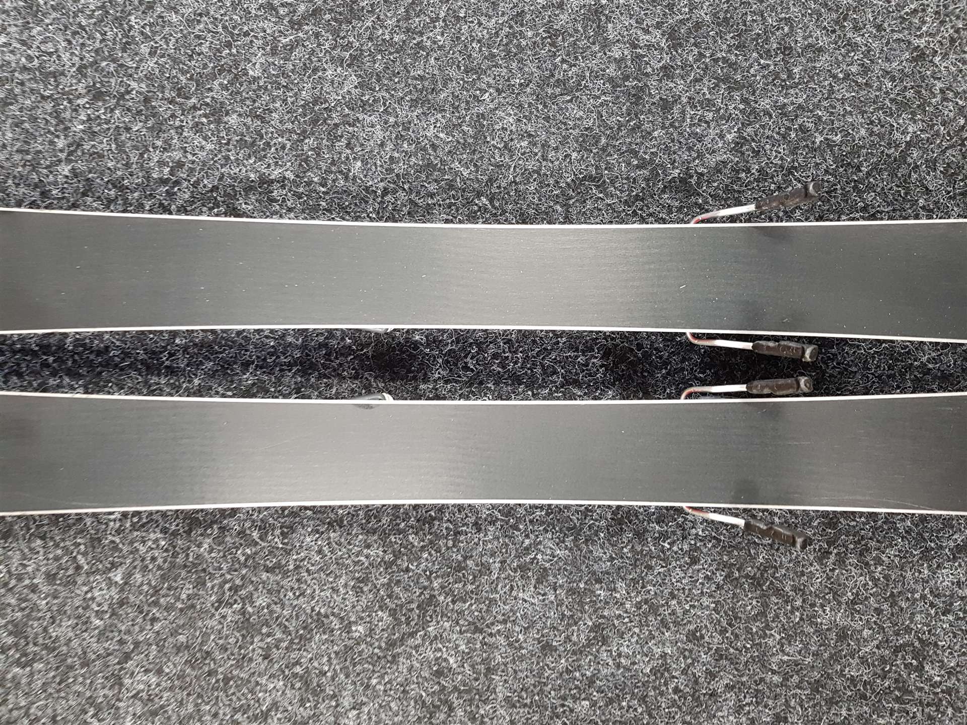 Použité detské lyže ATOMIC Race 5 + viazanie AtomicR045+