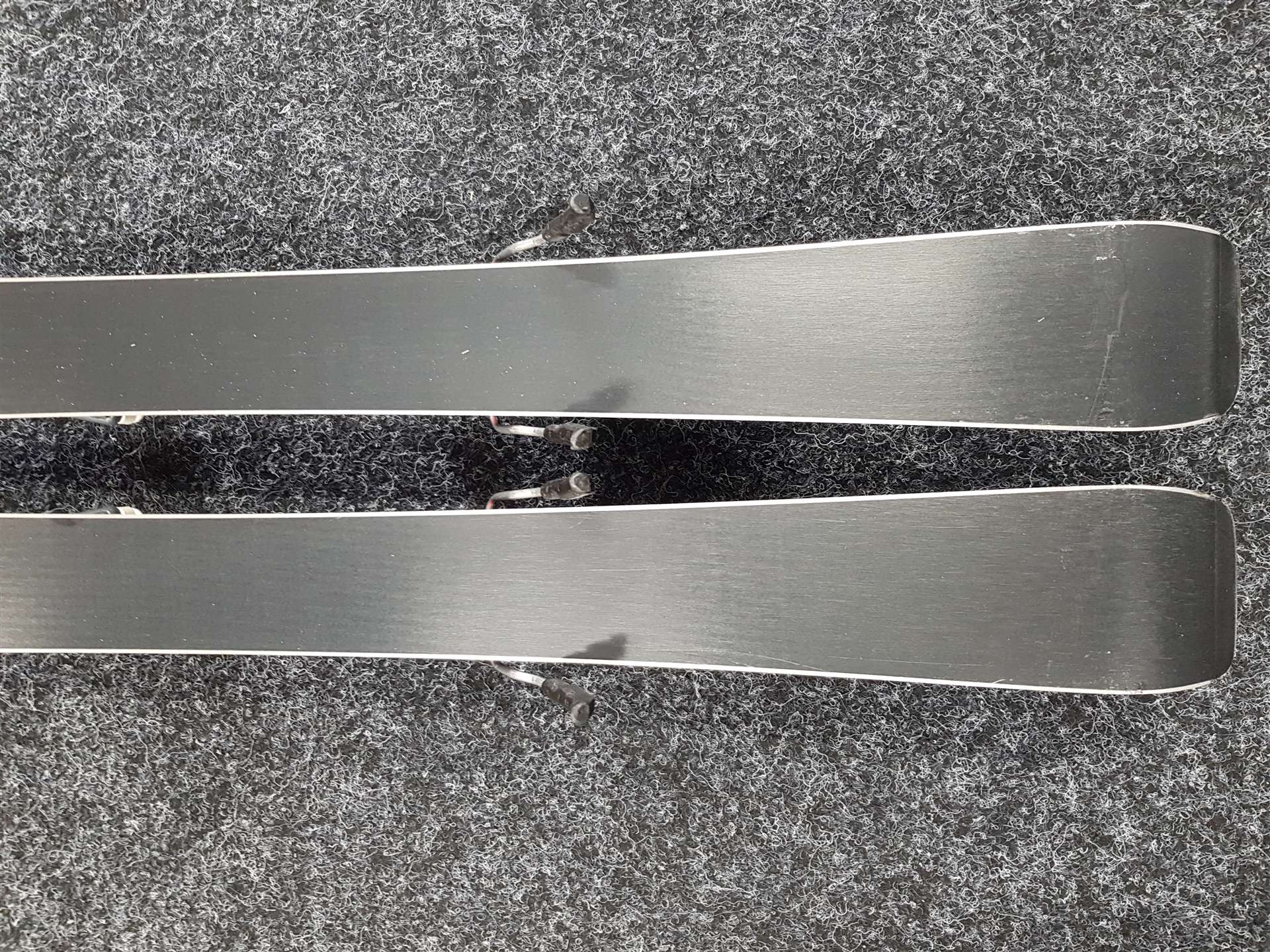 Použité detské lyže ATOMIC Race 5 + viazanie AtomicR045+