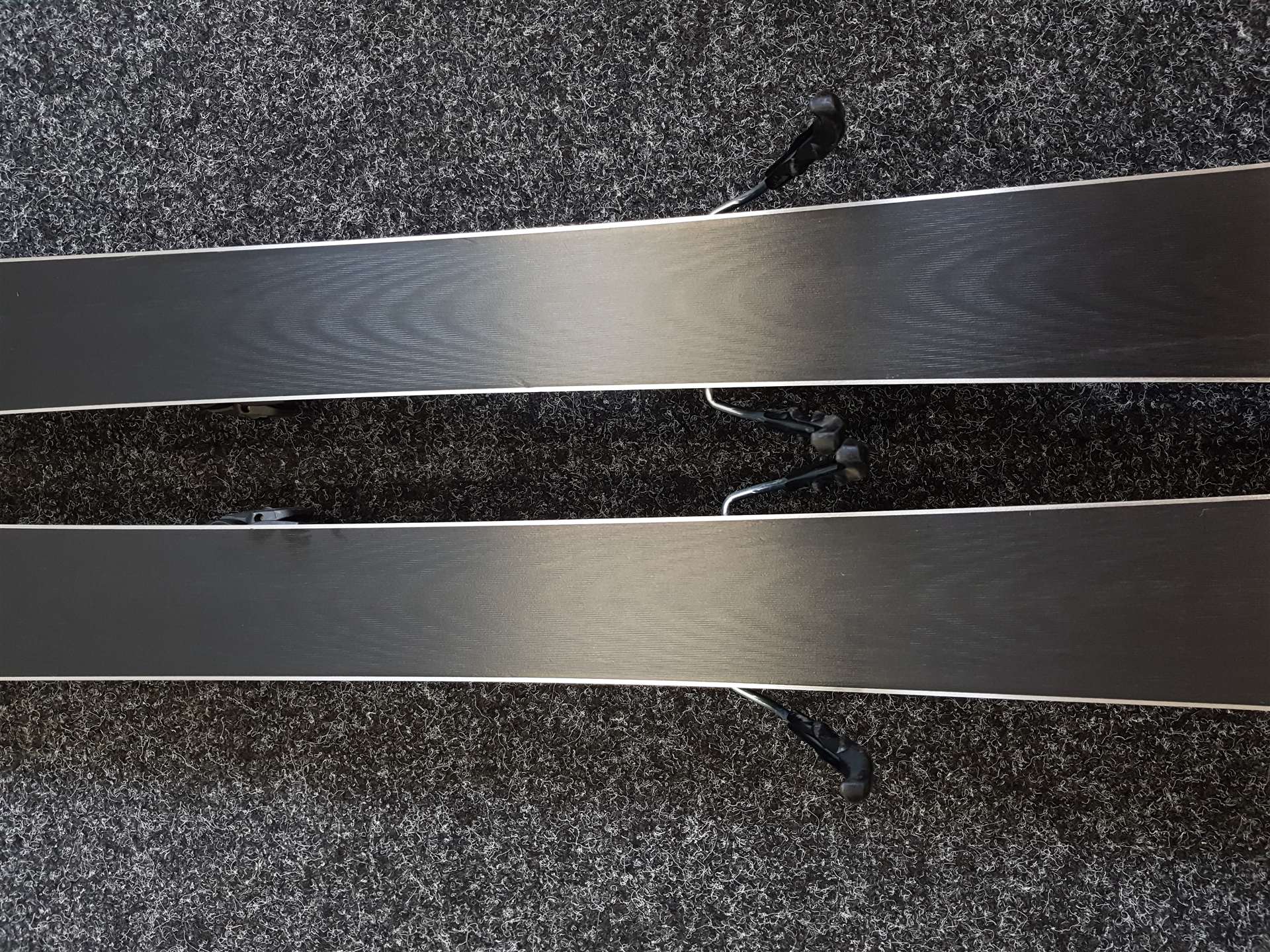 Použité lyže VOLKL Deacon prime LTD + viazanie Marker FDT 10