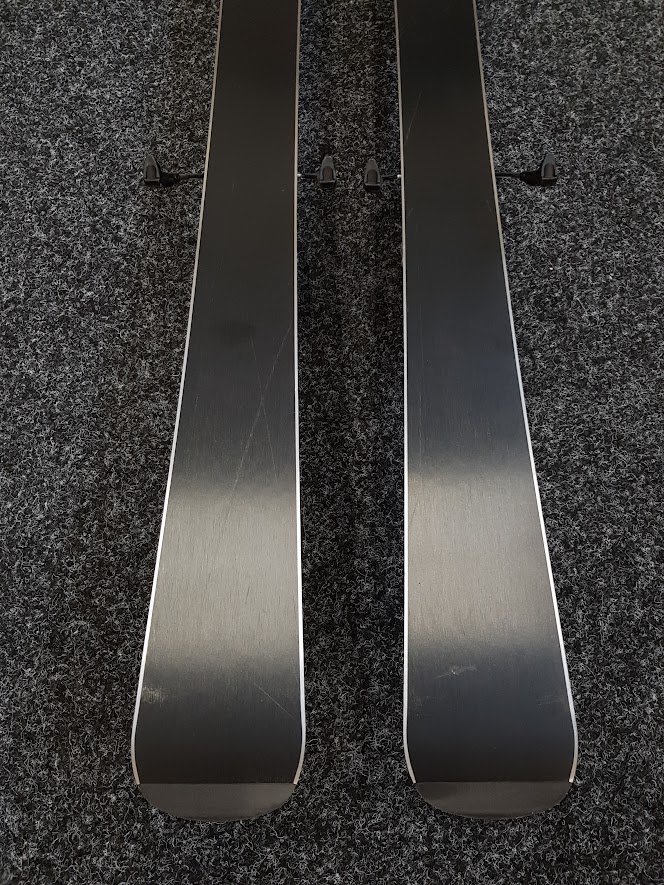 Použité lyže MCKINLEY  Pulse Team 66  + viazanie MCKINLEY 5,5