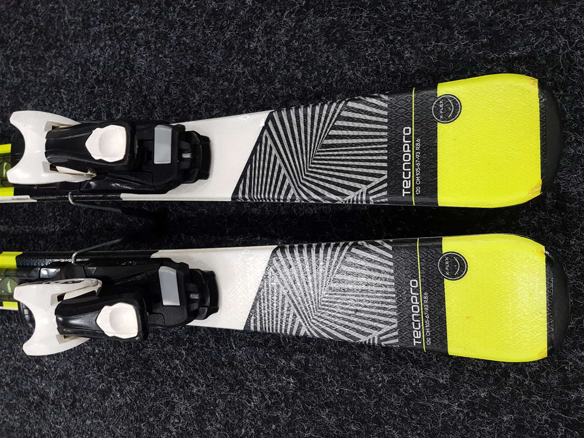 Použité detské lyže TECNOPRO Team 66 + viazanie Tecnopro TC 4.5