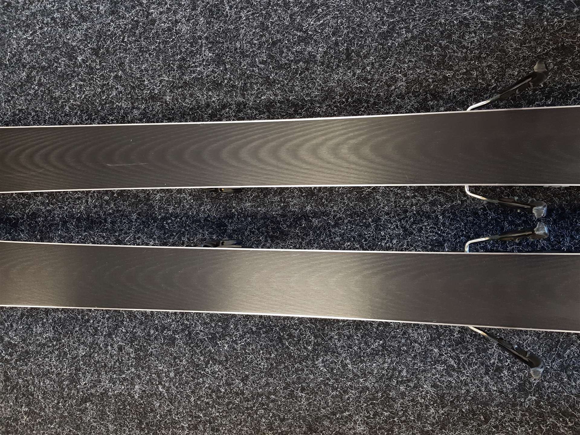 Použité lyže NORDICA Spitfire Ca RTX Dobermann + viazanie Marker TP2 10