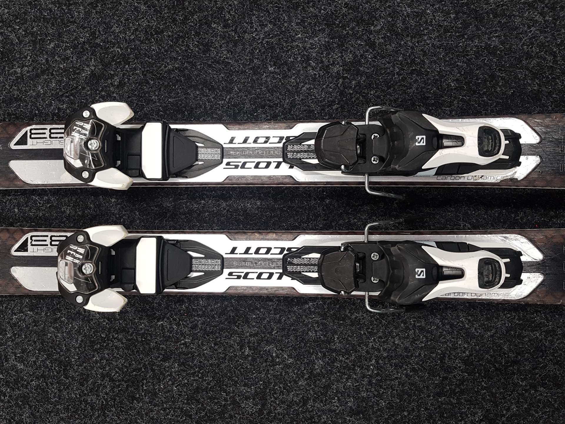 Použité lyže SCOTT Slight 83 + viazanie Salomon Warden 11
