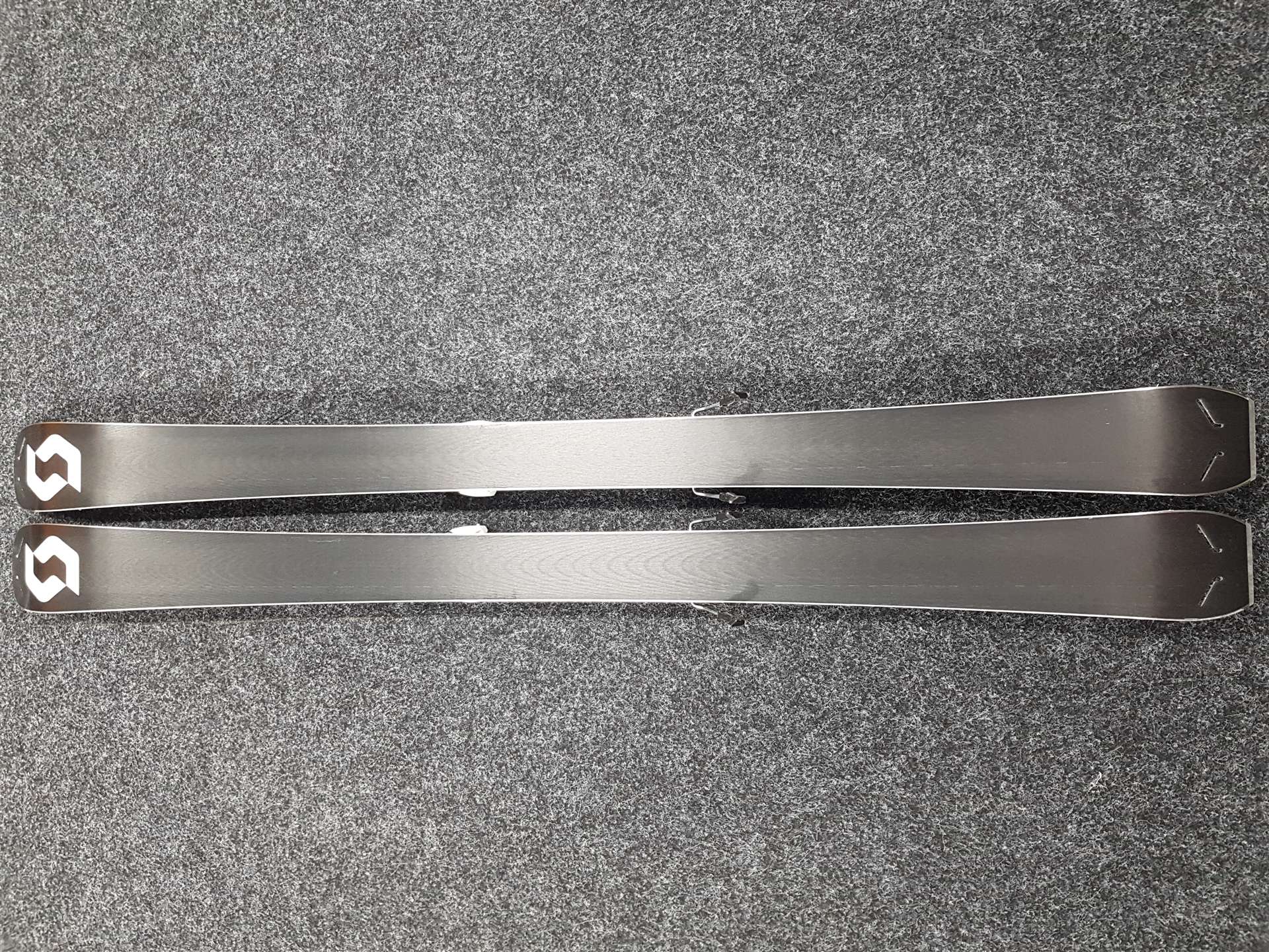 Použité lyže SCOTT Slight 83 + viazanie Salomon Warden 11