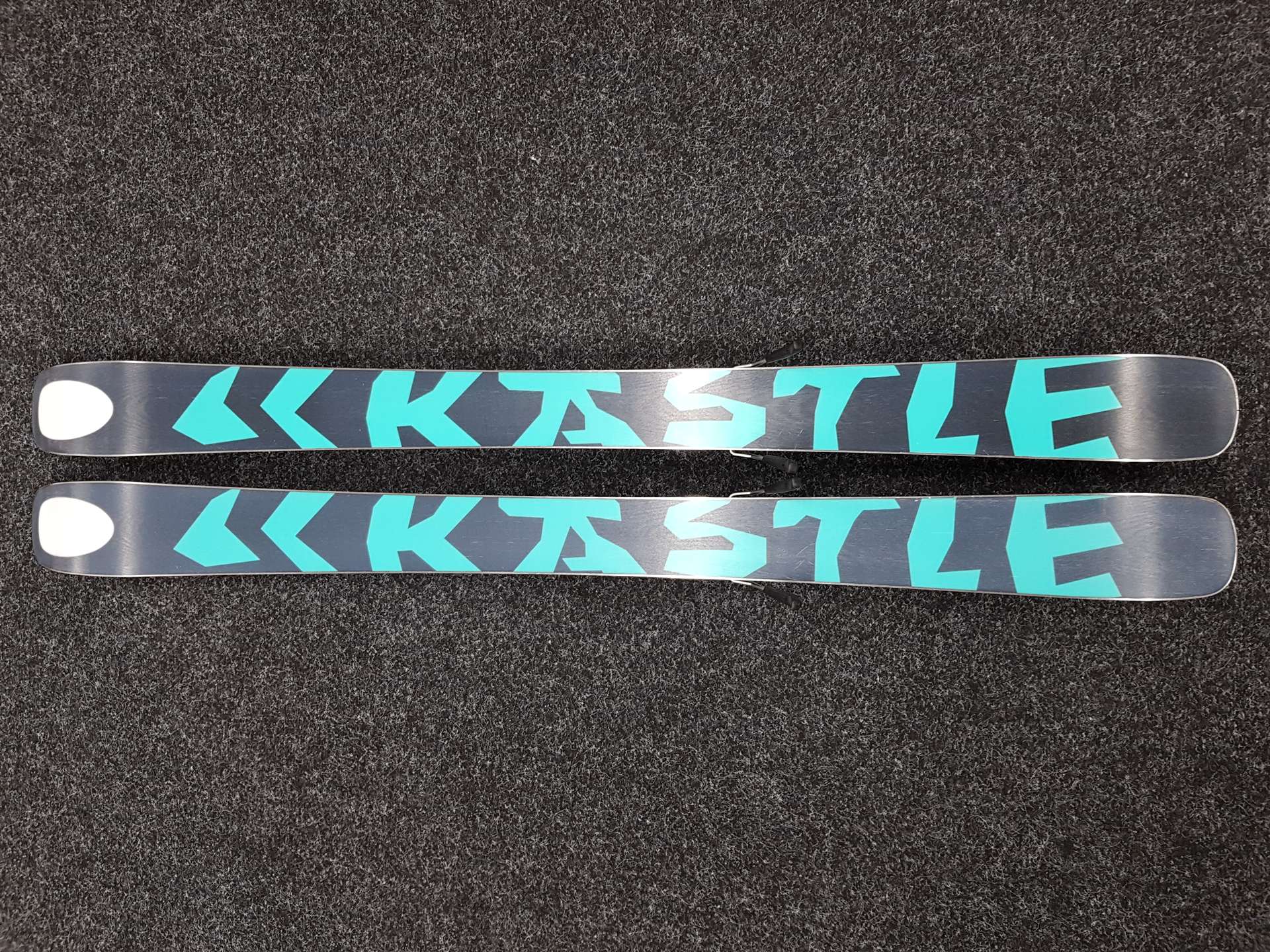 Použité freeride lyže KASTLE ZX + viazanie Kastle K 7.5