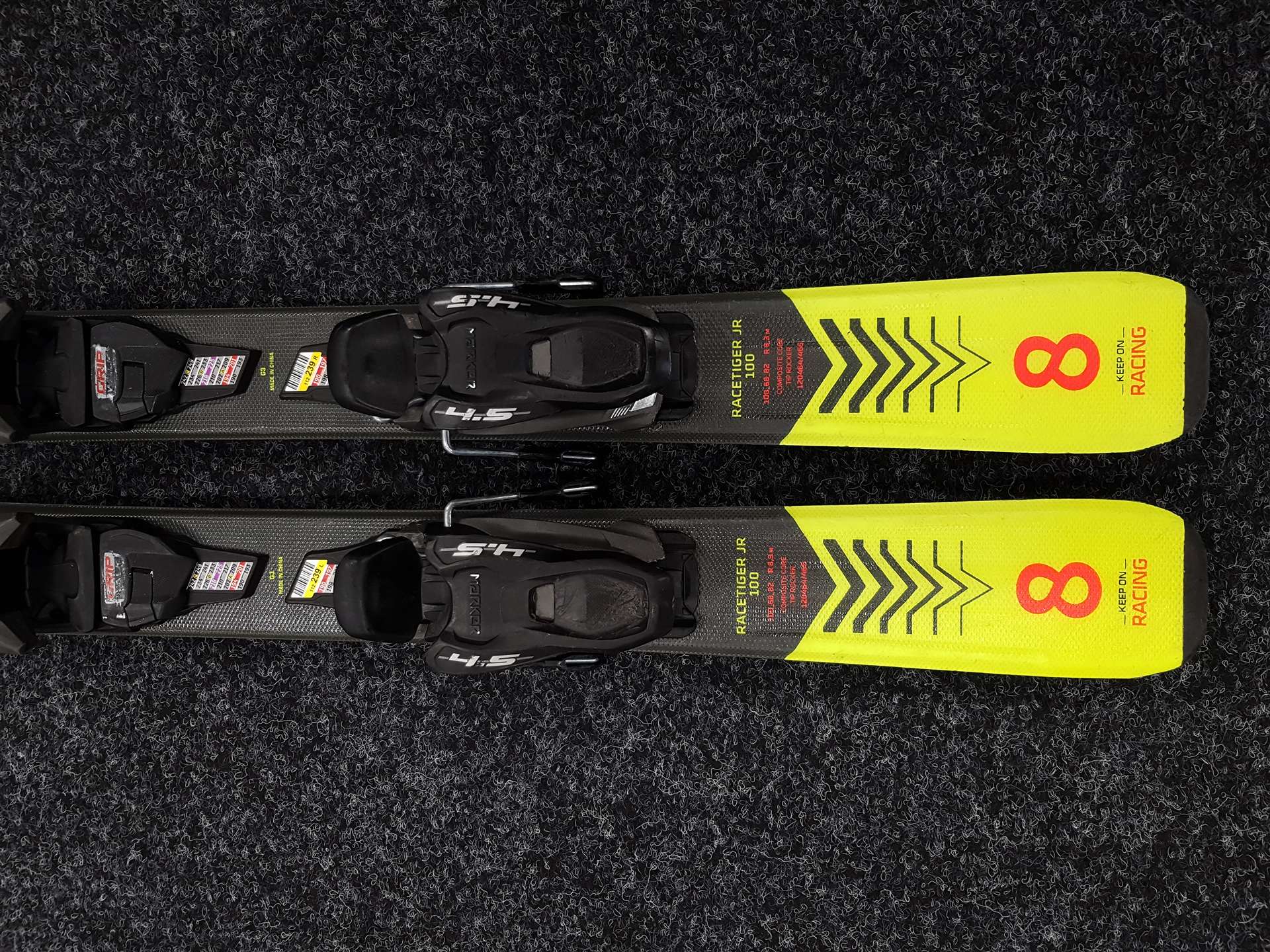 Použité detské lyže VOLKL Racetiger JR 100 + viazanie Marker 4.5