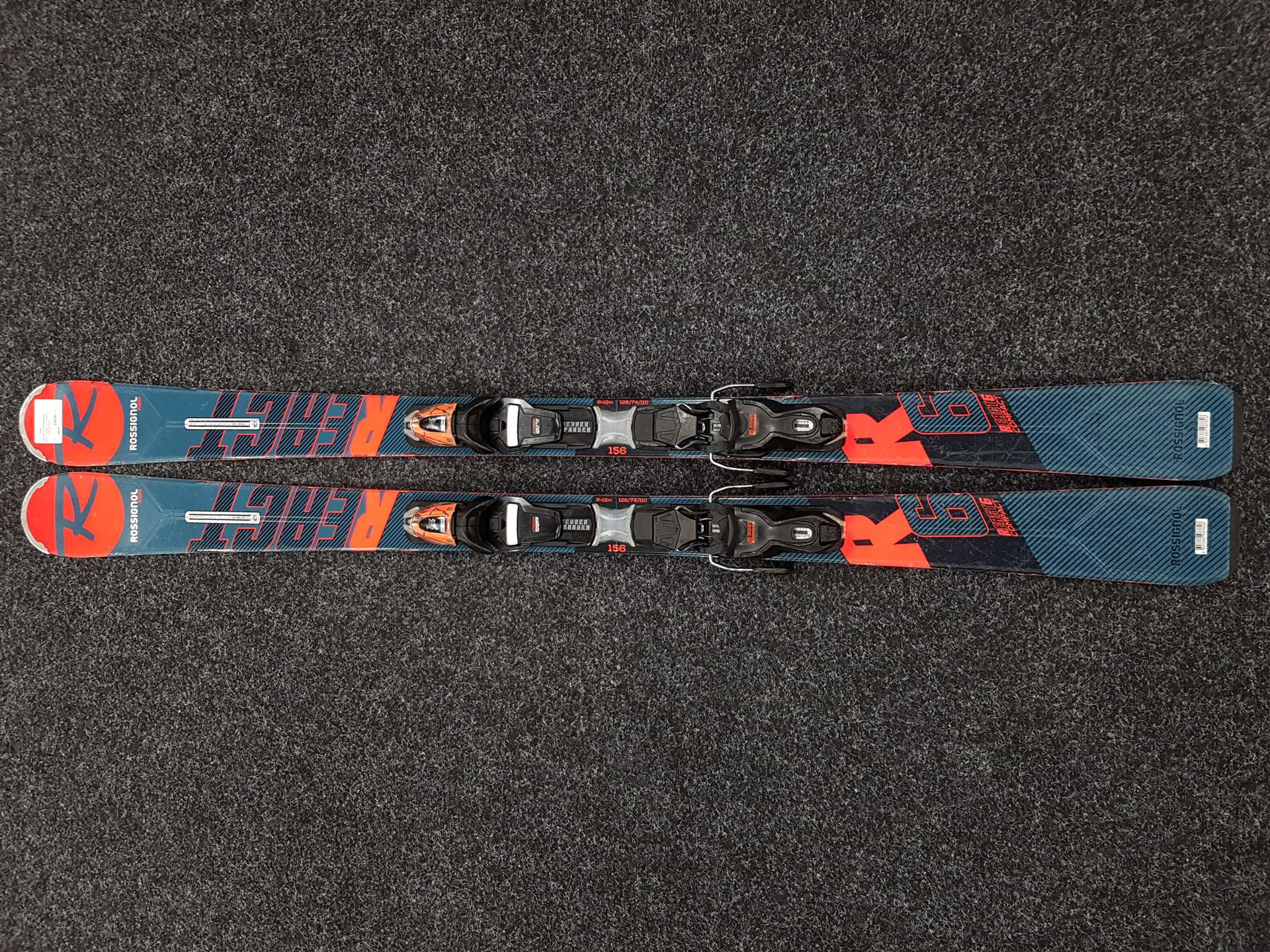 Použité lyže ROSSIGNOL React Compact 6 + viazanie Look Xpress 11