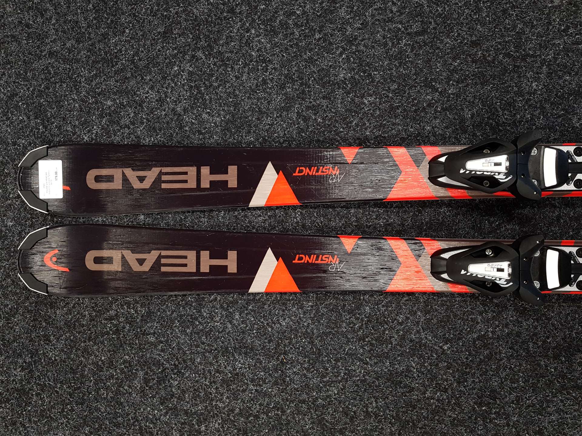 Použité lyže HEAD AR Instinct + viazanie Tyrolia SX 10
