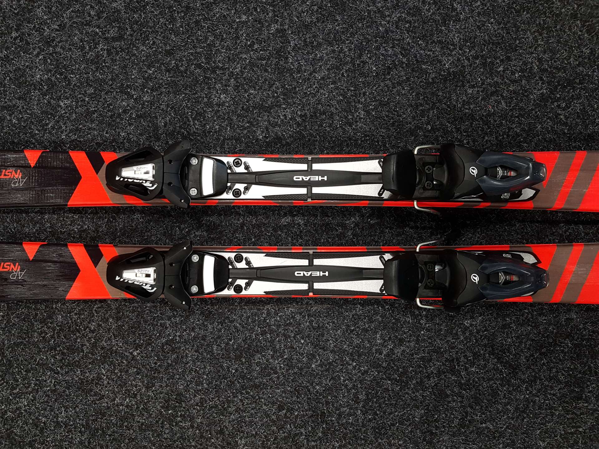 Použité lyže HEAD AR Instinct + viazanie Tyrolia SX 10