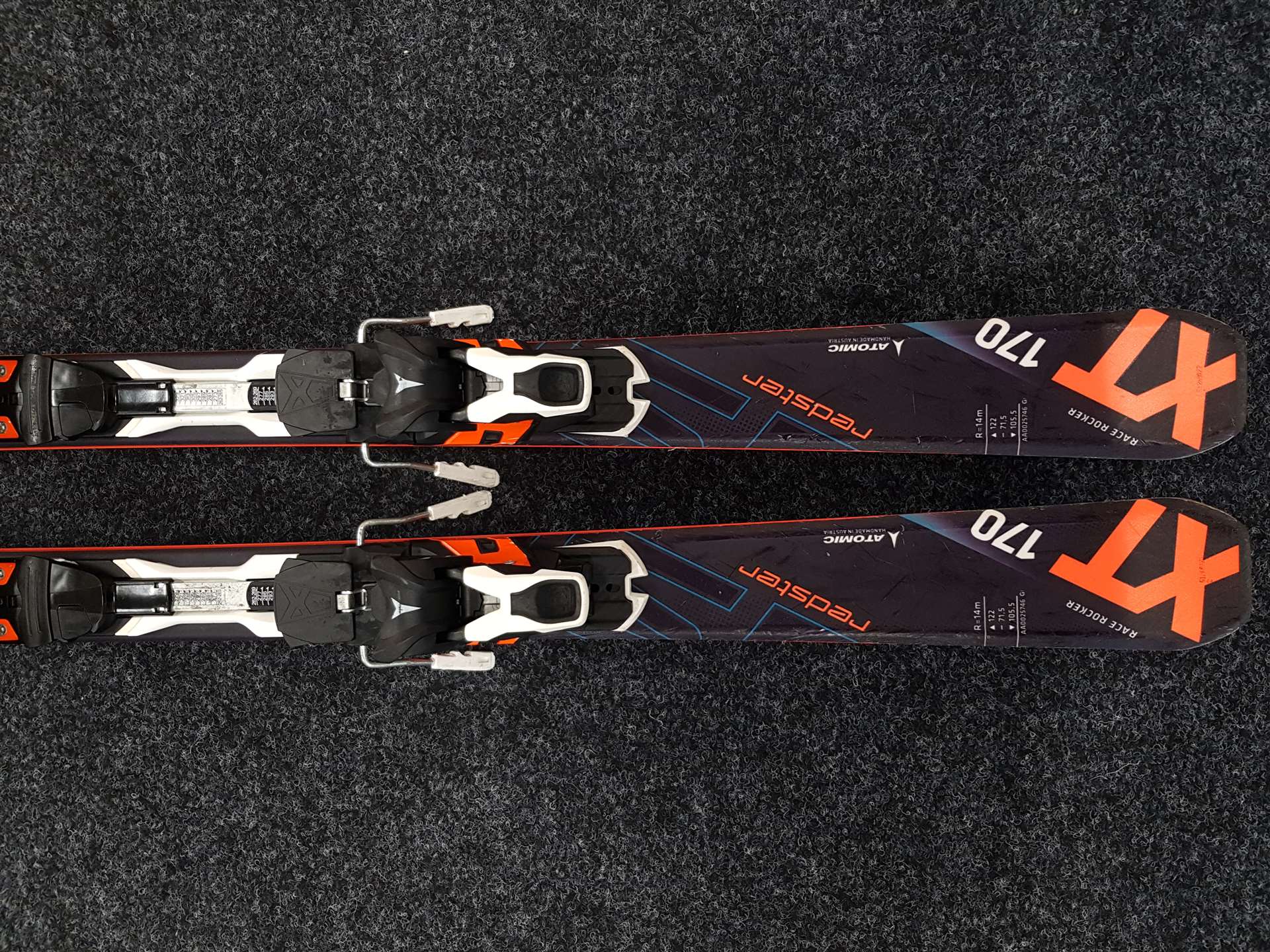 Použité lyže ATOMIC Redster + viazanie Atomic CTX 10