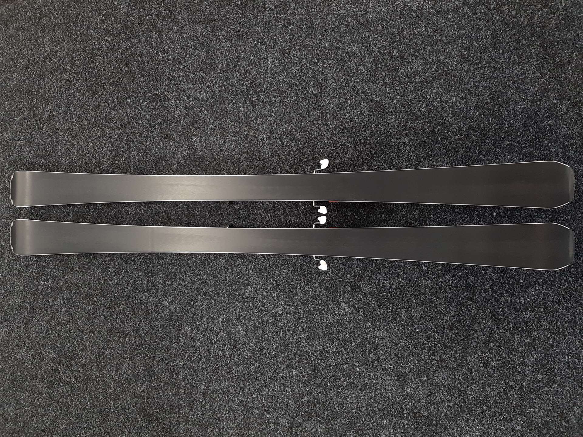 Použité lyže ATOMIC Redster + viazanie Atomic CTX 10