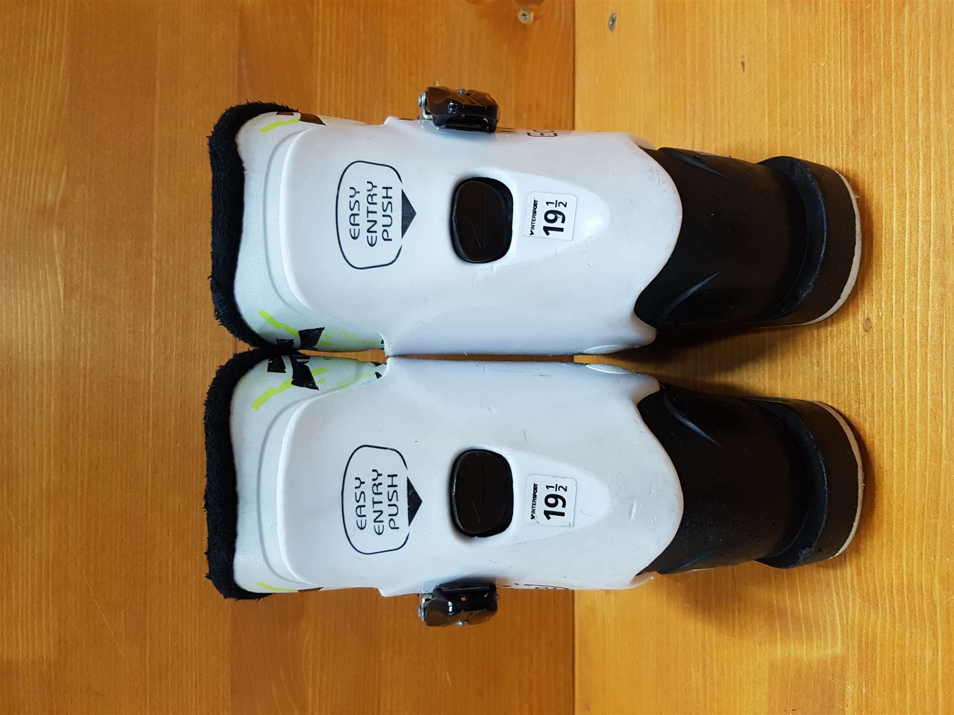 Použité lyžiarky HEAD Edge J2