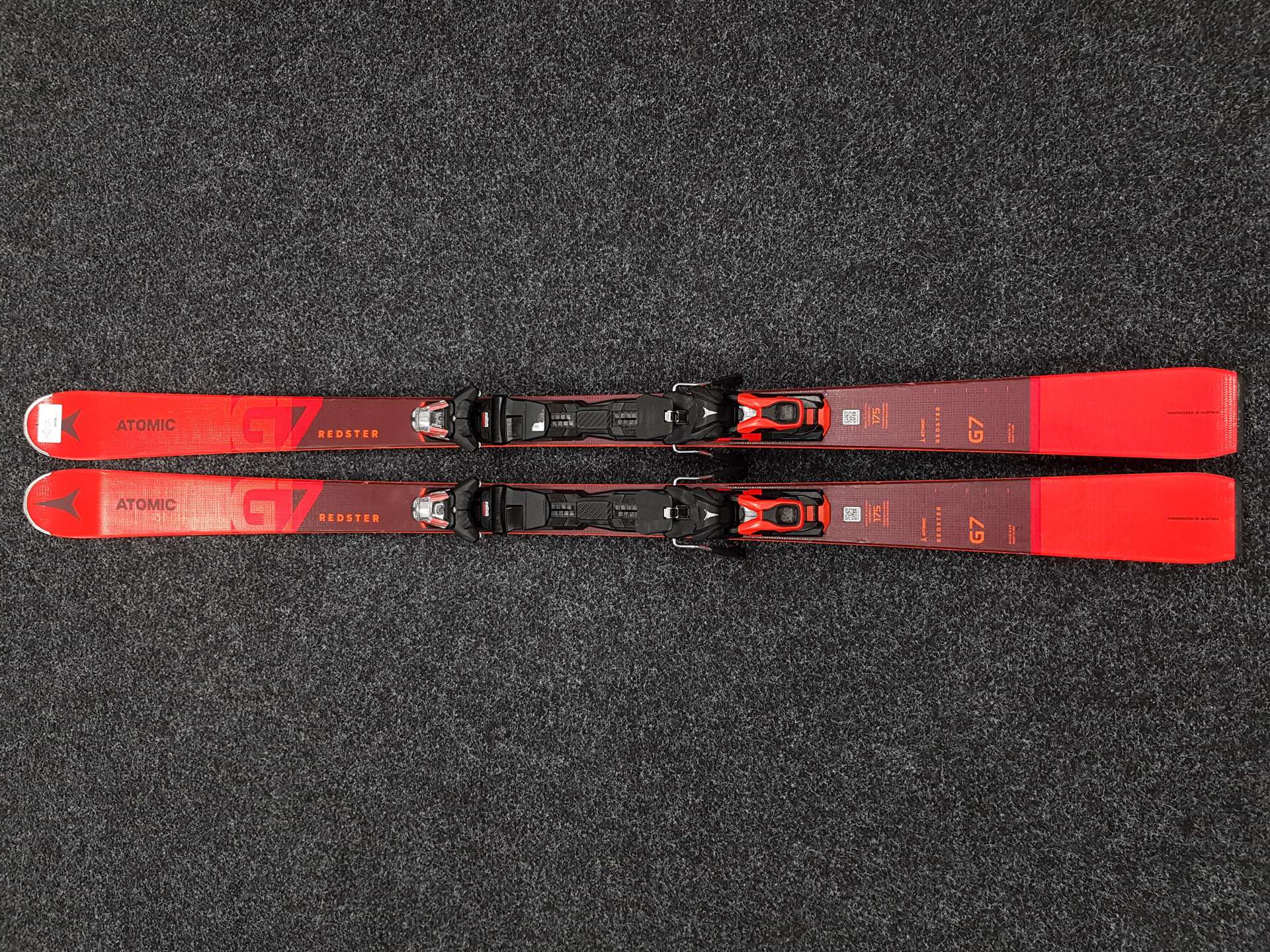 Použité lyže ATOMIC  Redster G7 + viazanie Atomic M 12