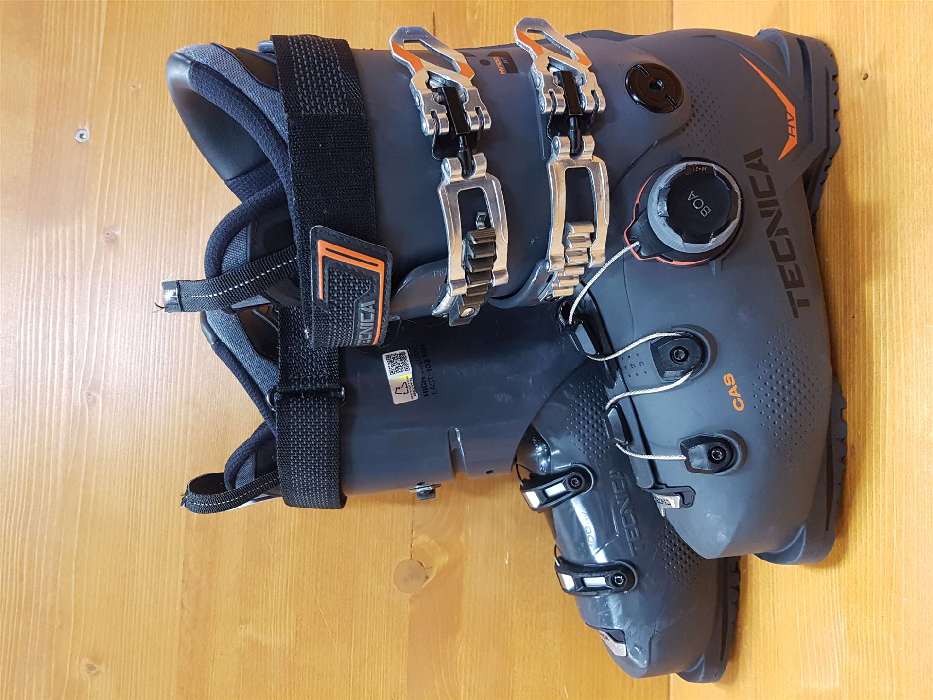 Použité lyžiarky TECNICA BOA 100 HV