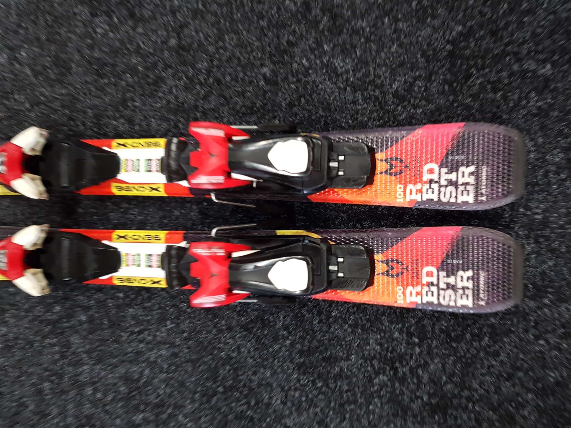 Použité detské lyže ATOMIC Redster + viazanie Atomic XTE 45