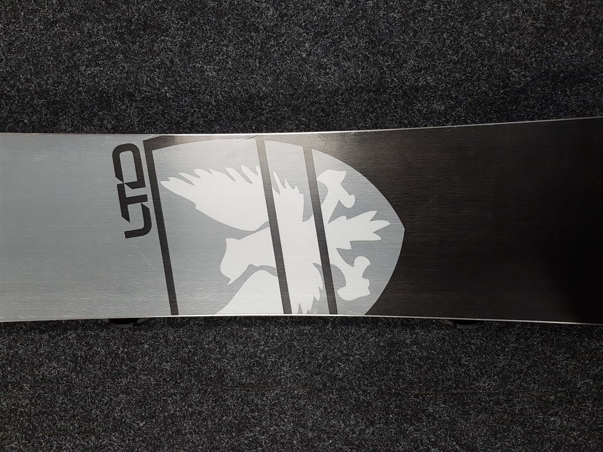 Použitý snowboard LTD Sentry + viazanie Salomon veľkosť L/XL