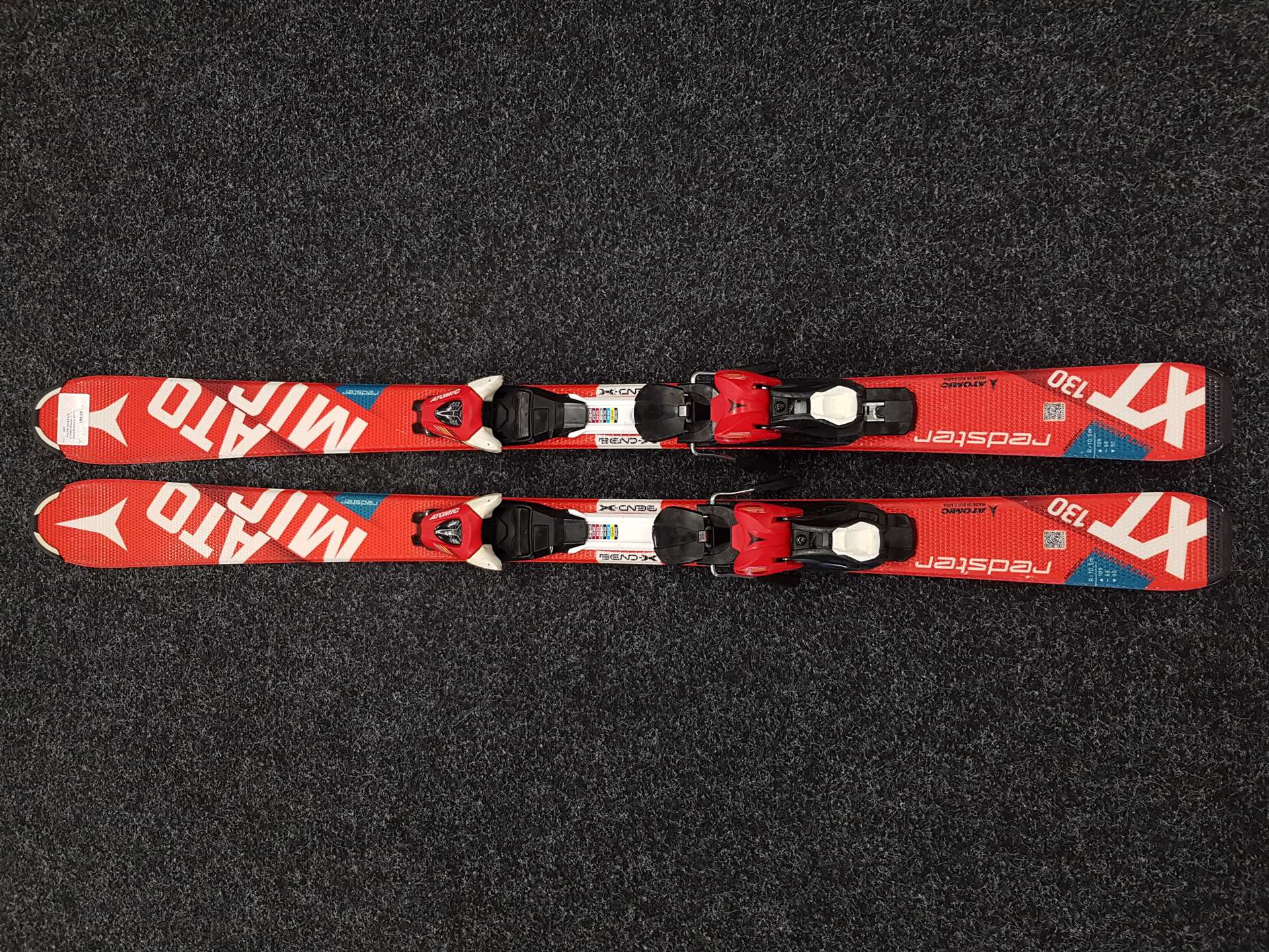 Použité detské lyže ATOMIC Redster XT + viazanie Atomic XTE 7