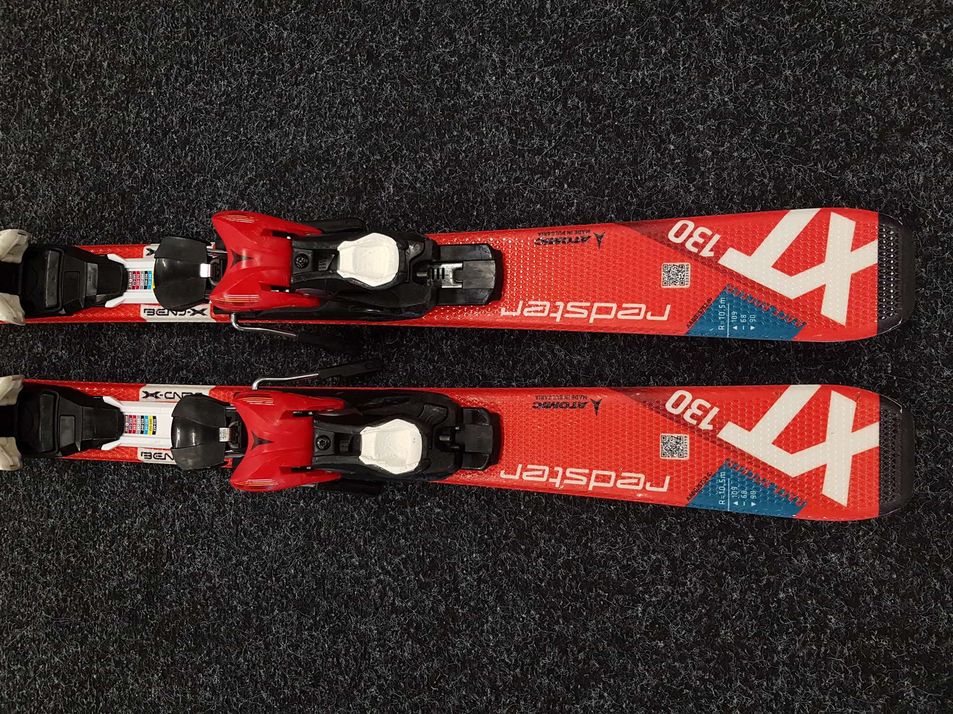 Použité detské lyže ATOMIC Redster XT + viazanie Atomic XTE 7