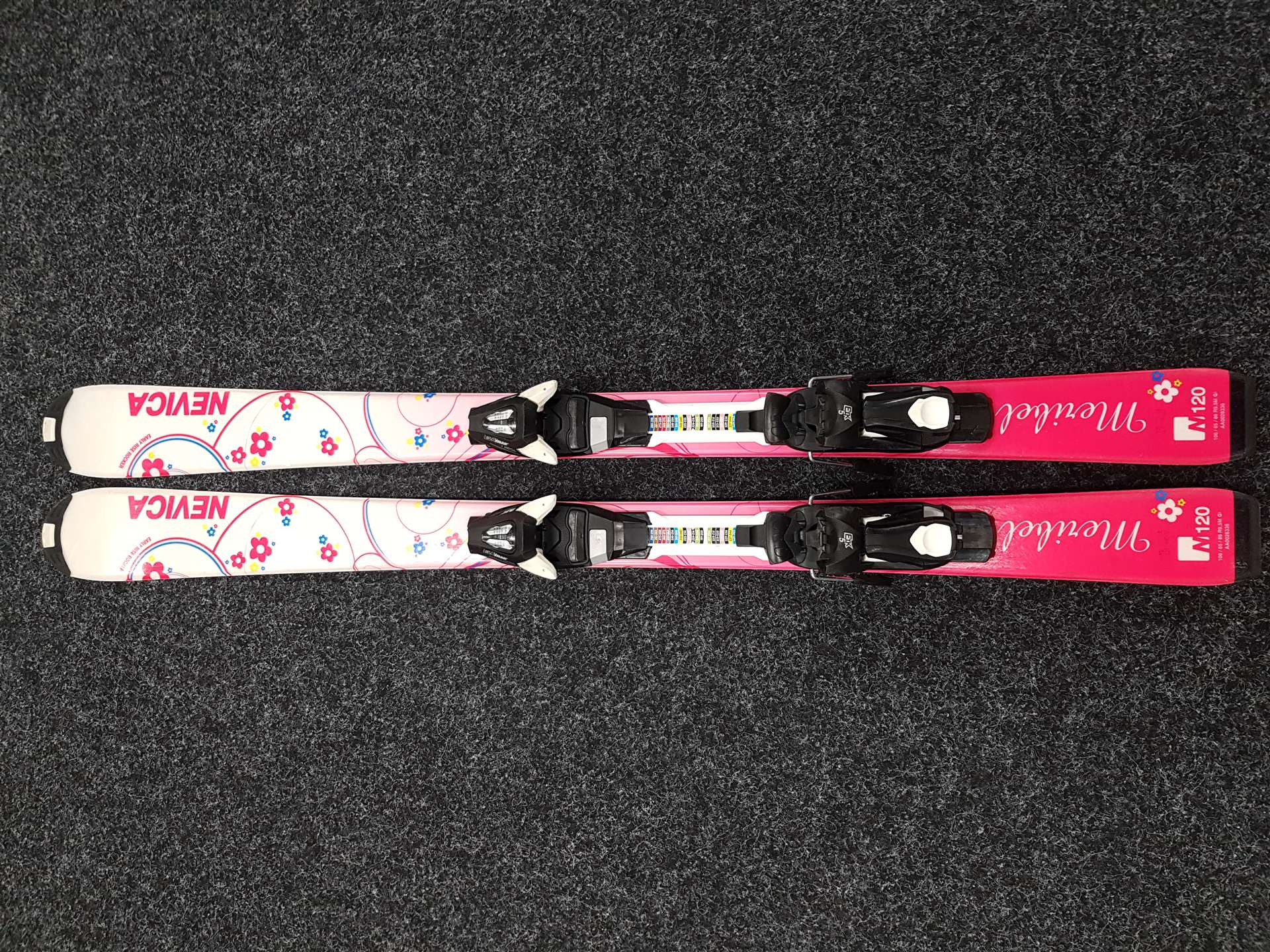 Použité detské lyže NEVICA Meribel + viazanie EZYTRAK ETK 5