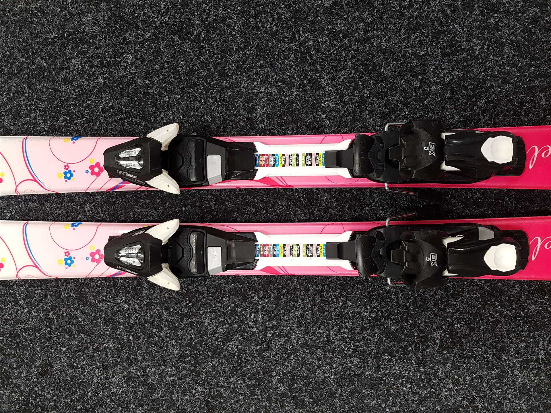 Použité detské lyže NEVICA Meribel + viazanie EZYTRAK ETK 5