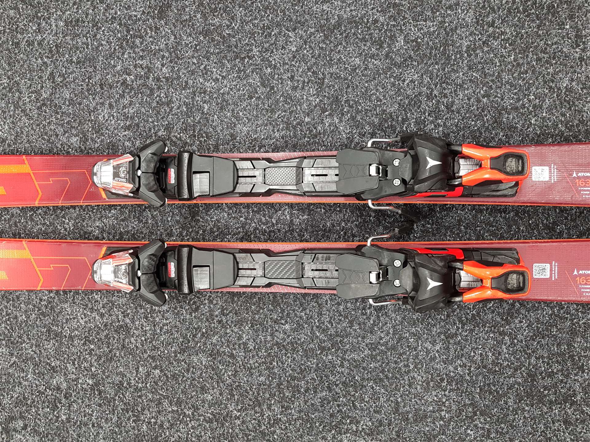 Použité lyže ATOMIC Redster S7 + viazanie Atomic M 12
