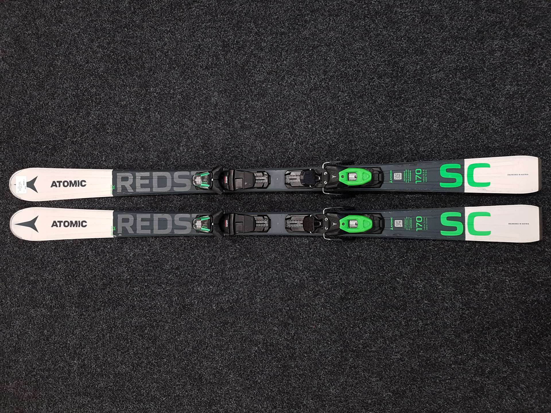 Použité lyže ATOMIC Redster SC + viazanie Atomic 10