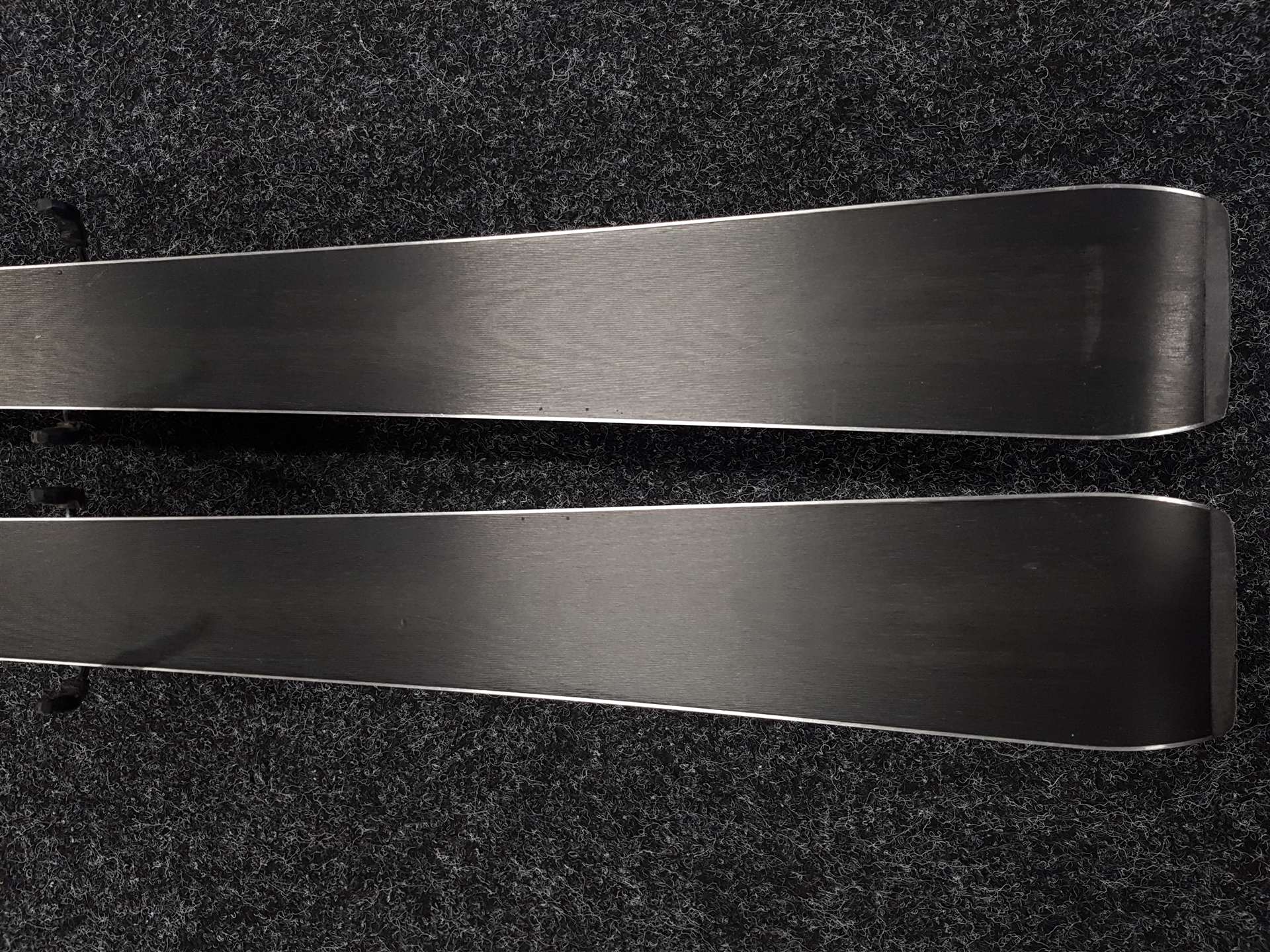 Použité lyže ATOMIC Redster SC + viazanie Atomic 10